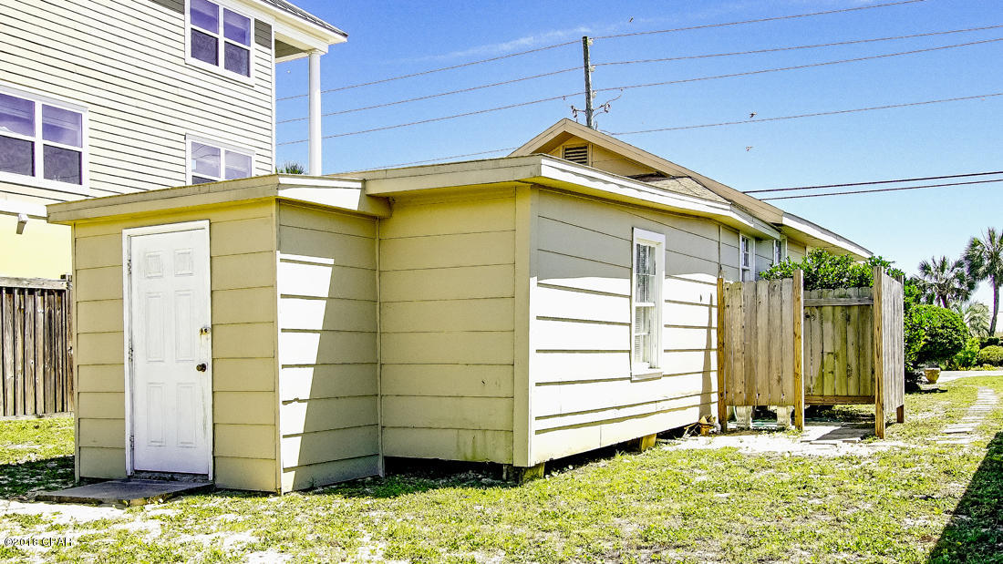 Kiska Beach - Residential