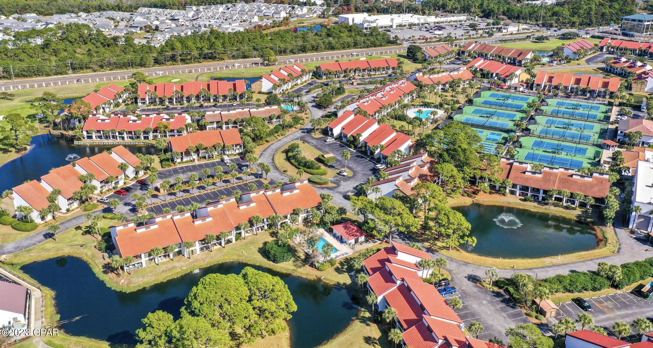 Edgewater Golf Villas 1 - Residential