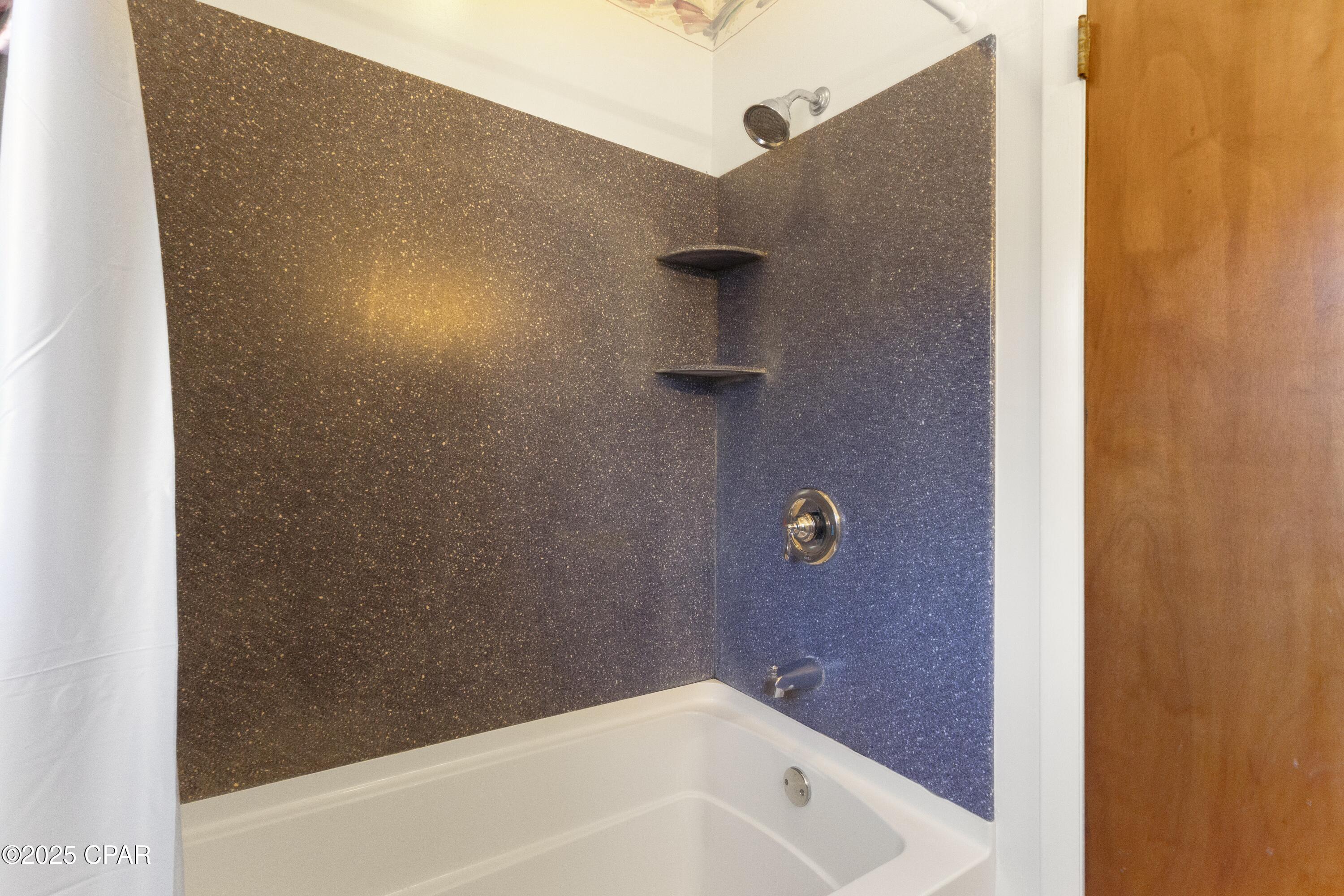 Pine Forest Est Ph 1 - Residential