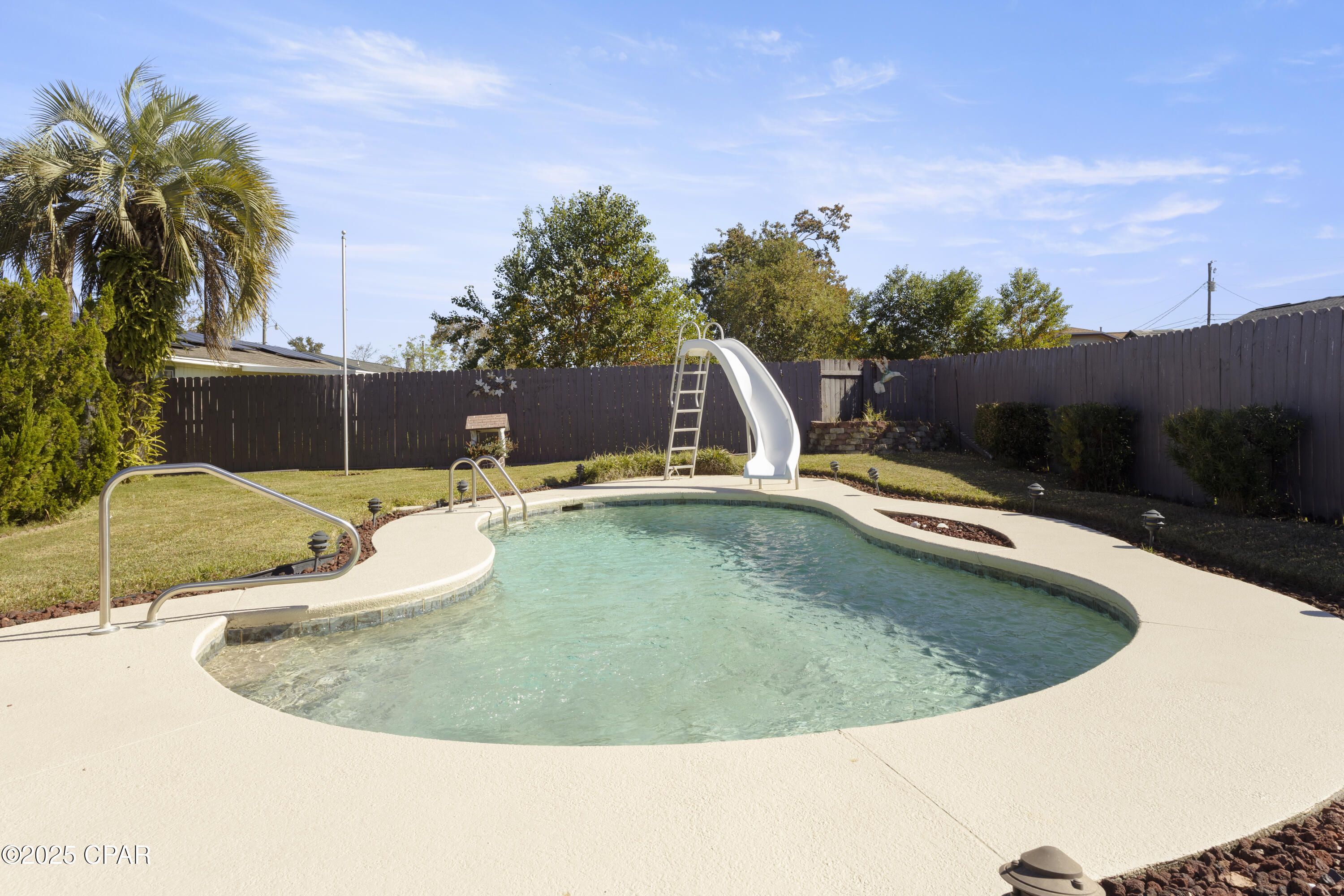 Pine Forest Est Ph 1 - Residential