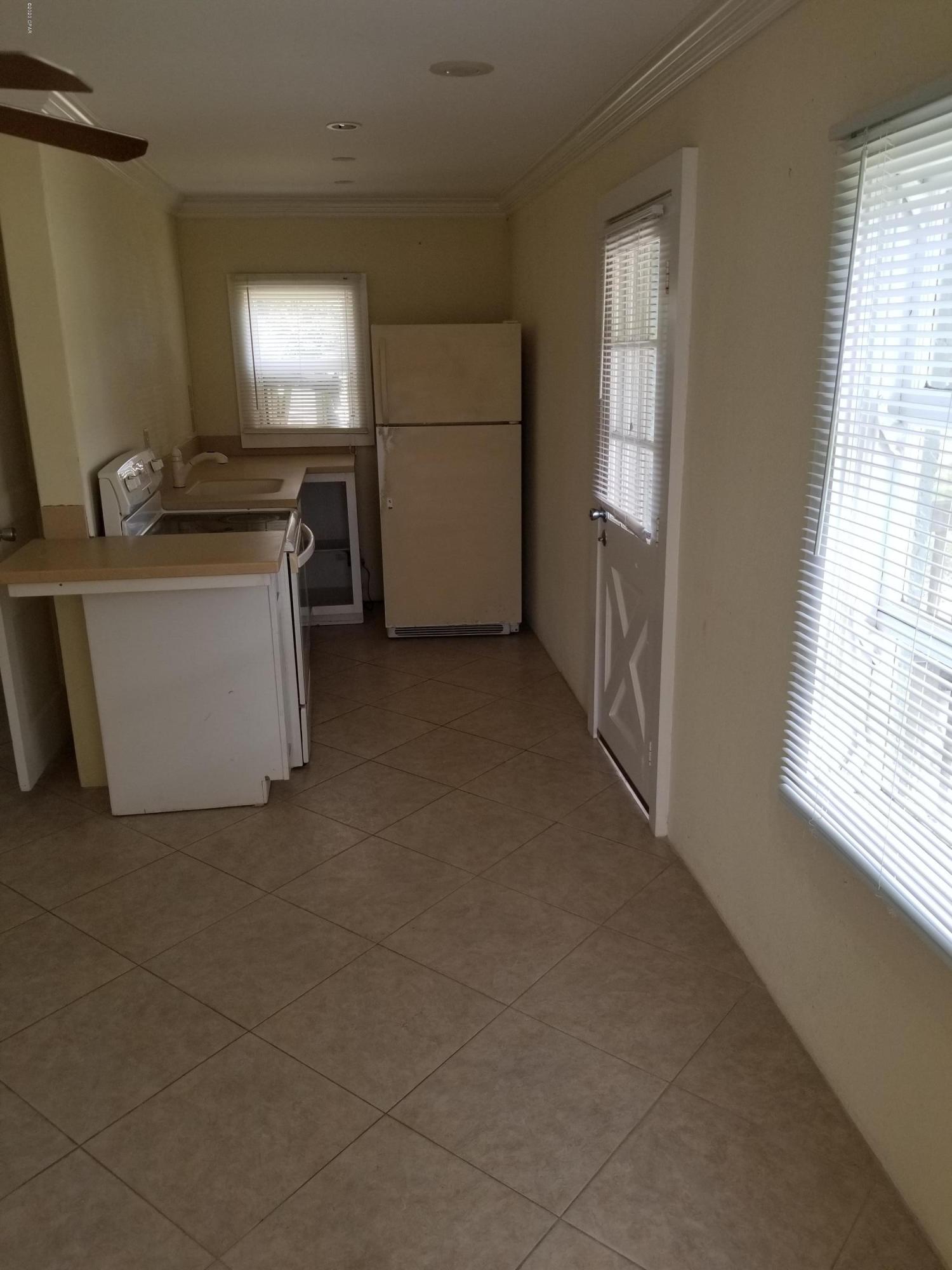 [No Recorded Subdiv] - Residential Lease