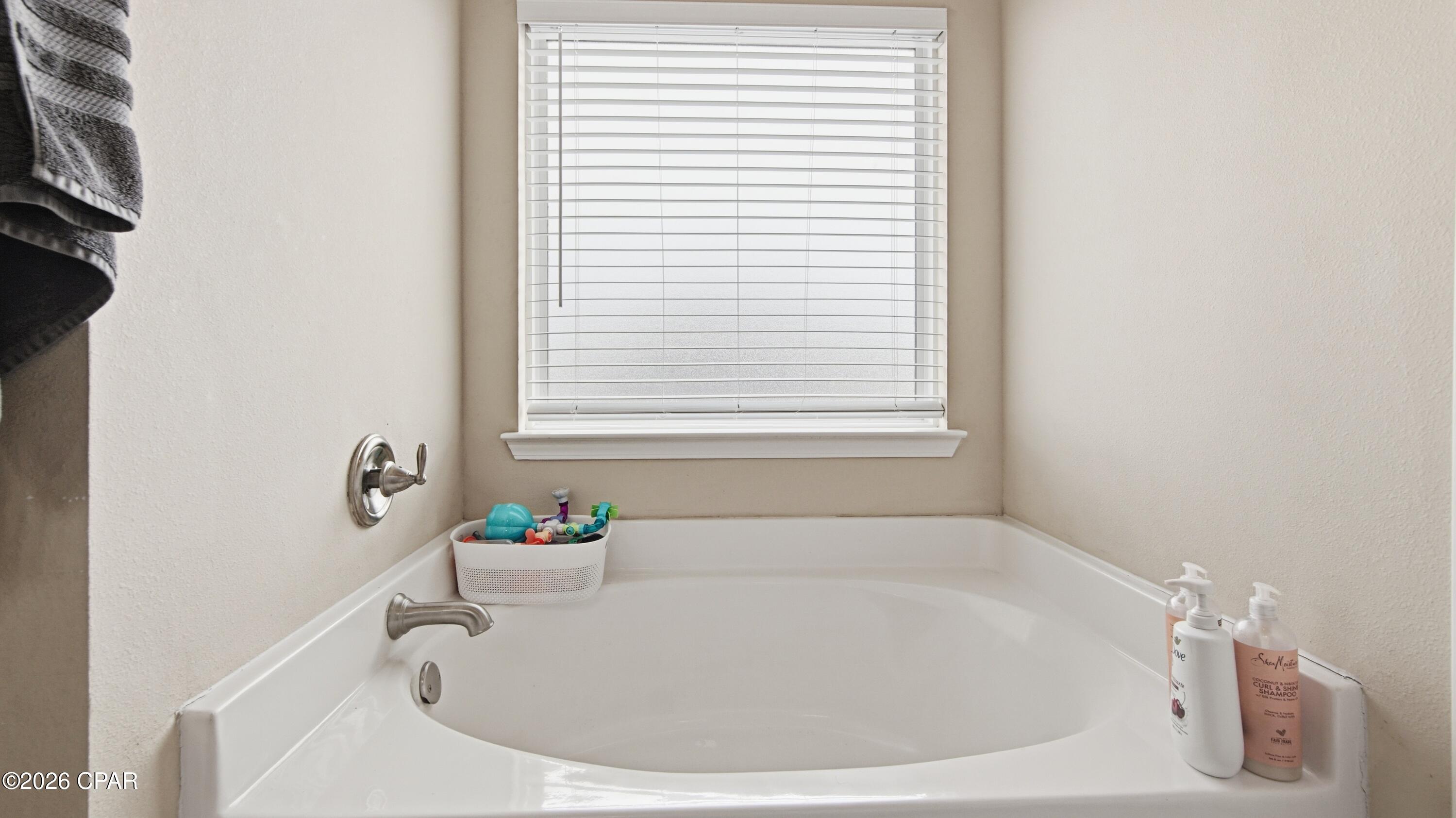 Magnolia Bay Club - Residential