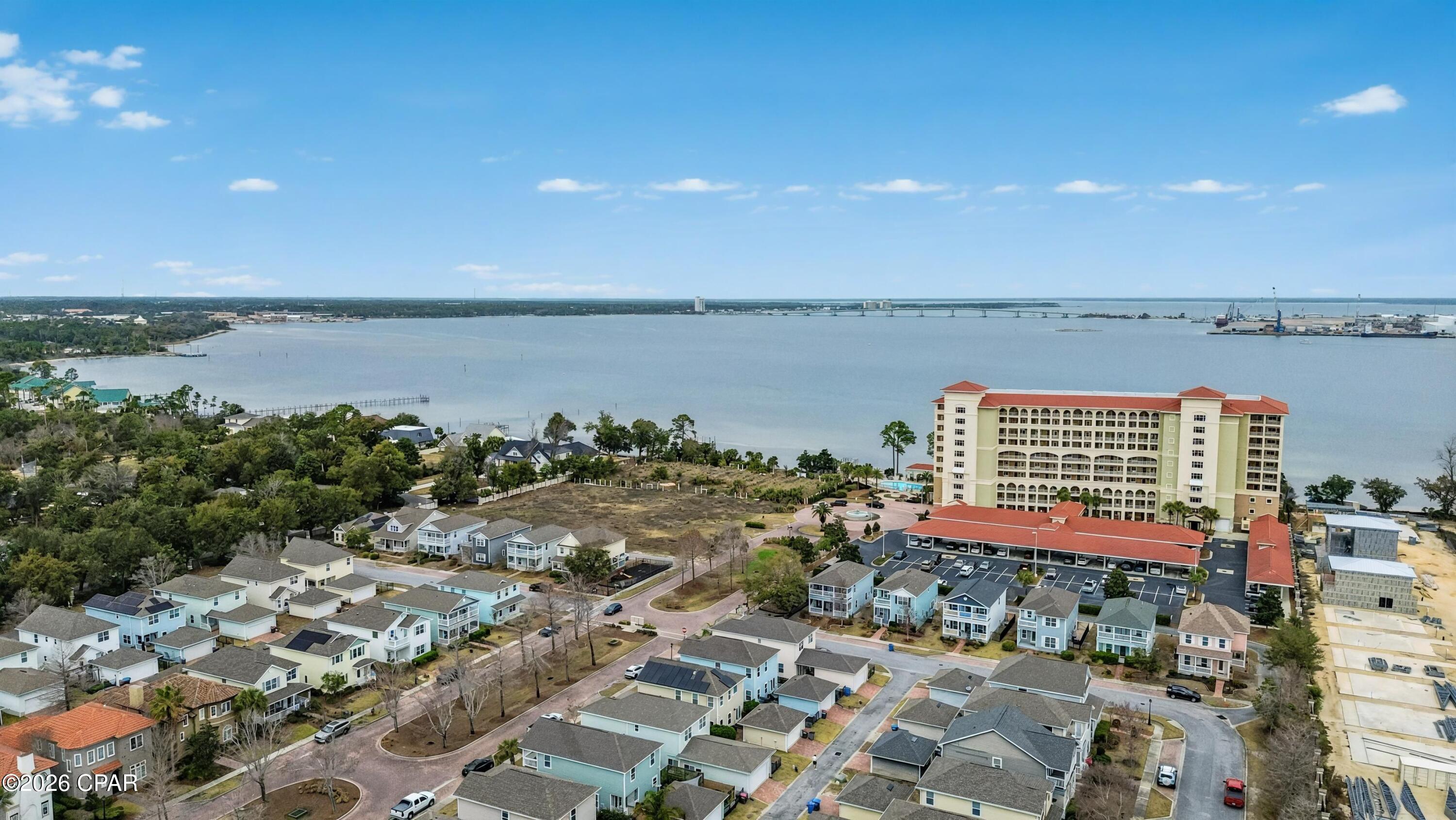 Magnolia Bay Club - Residential