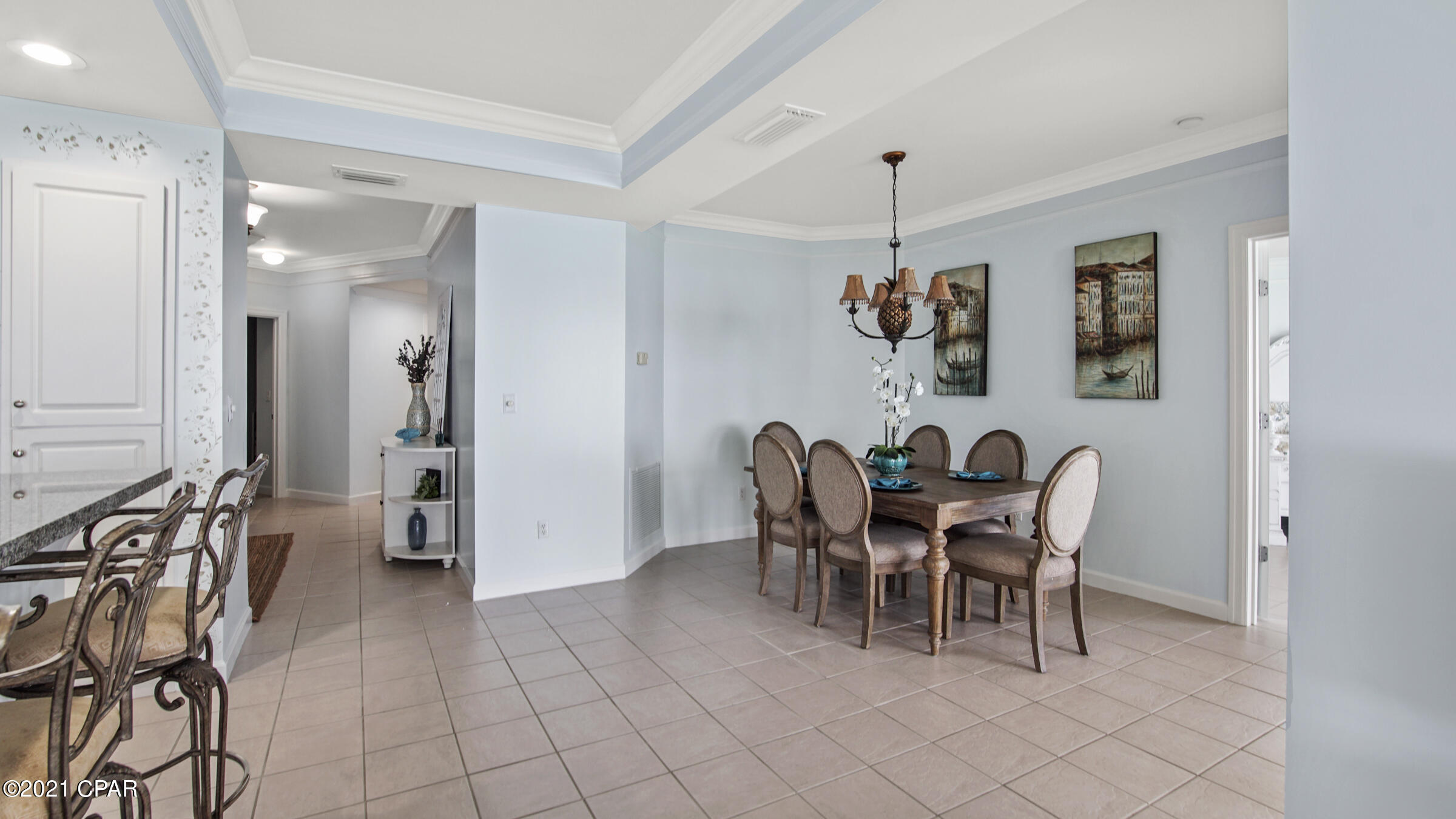 En Soleil Condo - Residential