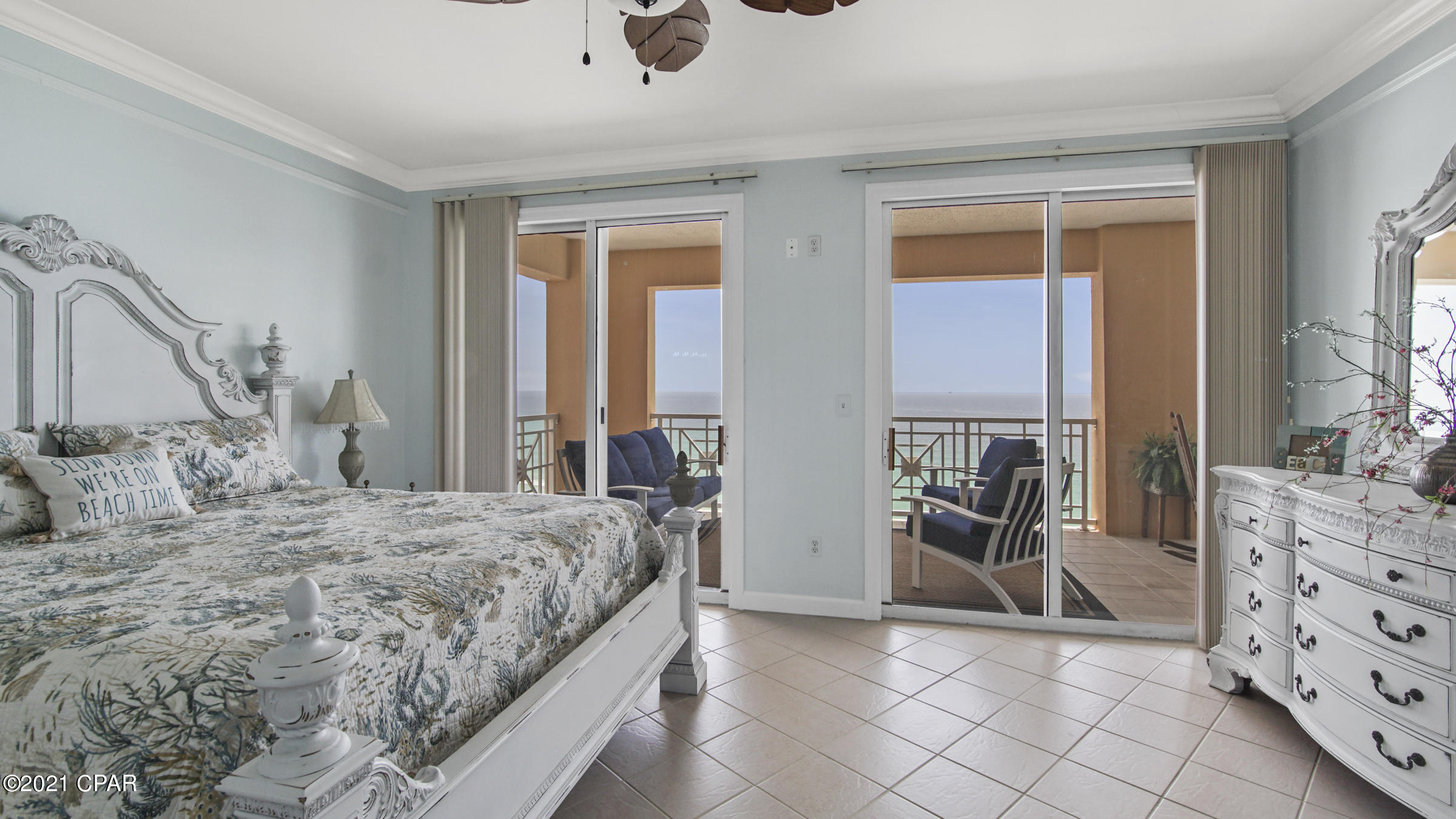 En Soleil Condo - Residential