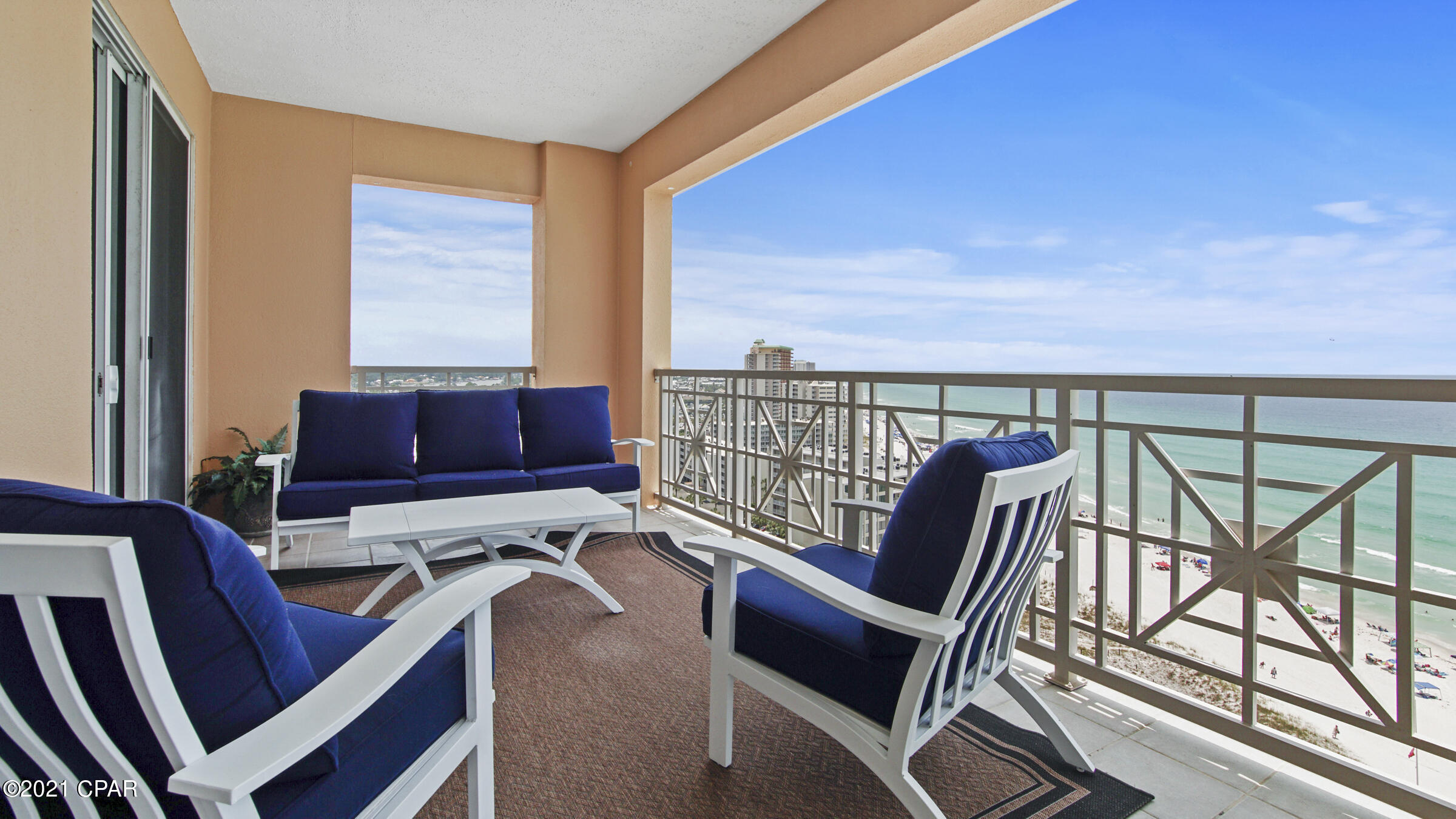 En Soleil Condo - Residential