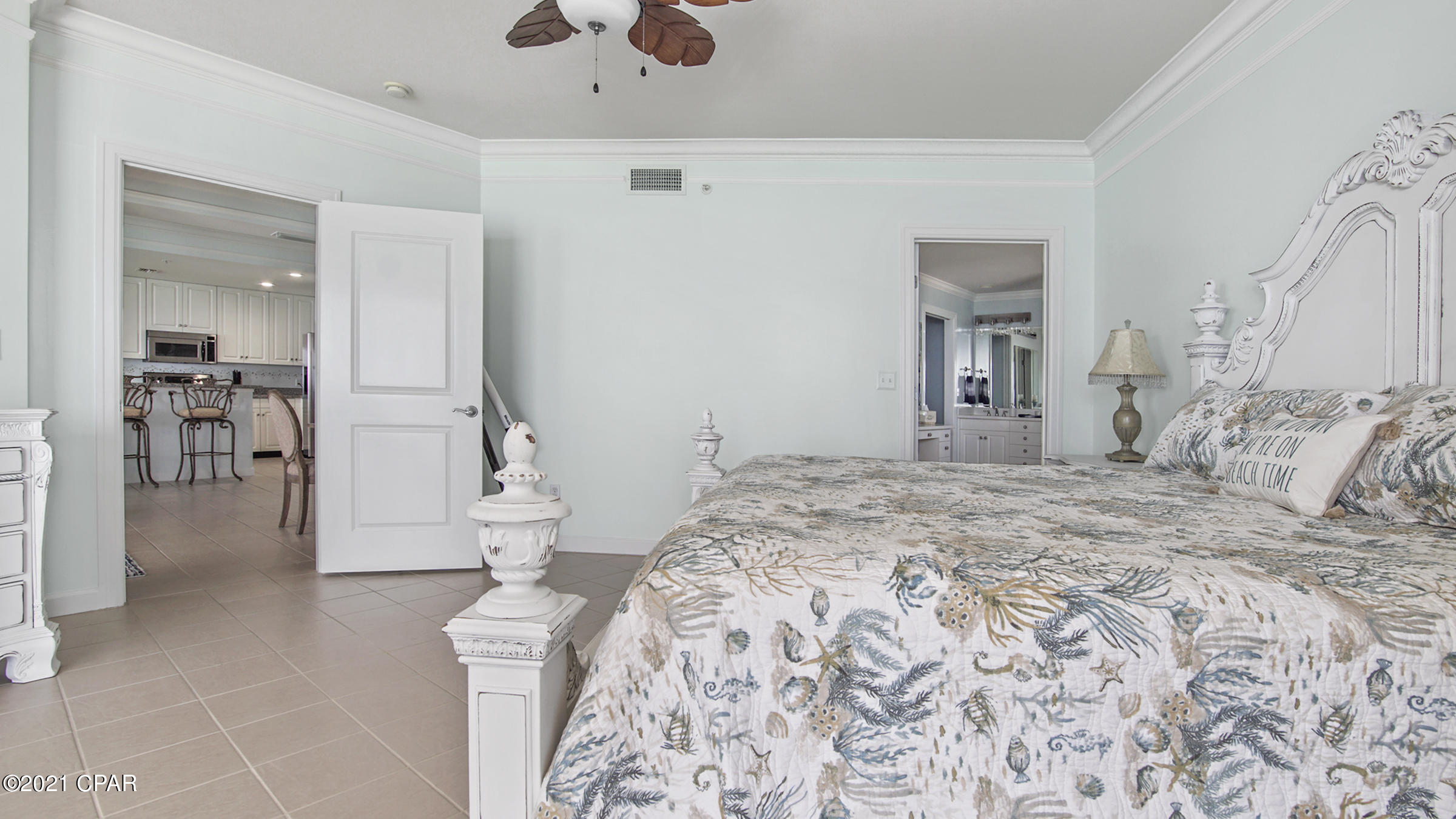 En Soleil Condo - Residential