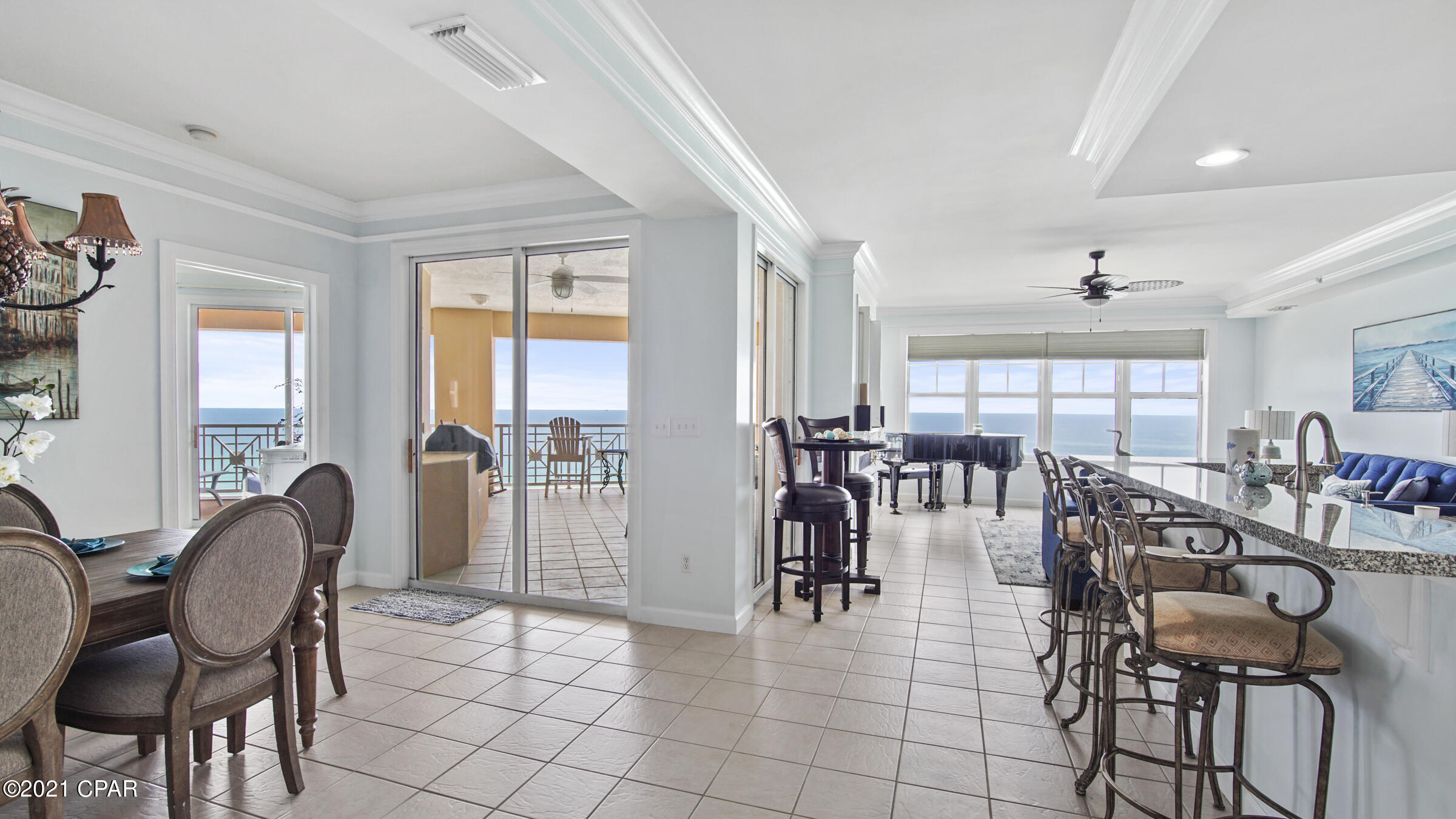 En Soleil Condo - Residential