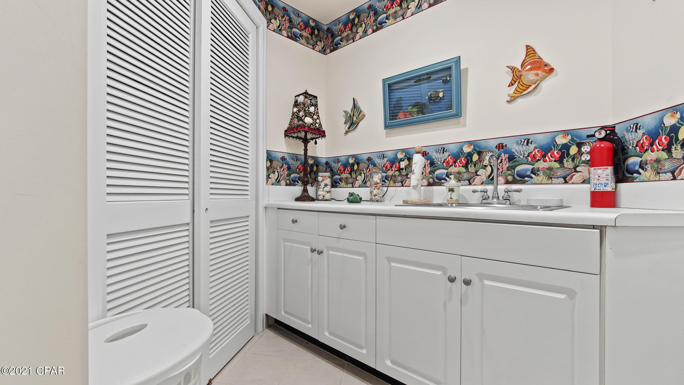 En Soleil Condo - Residential