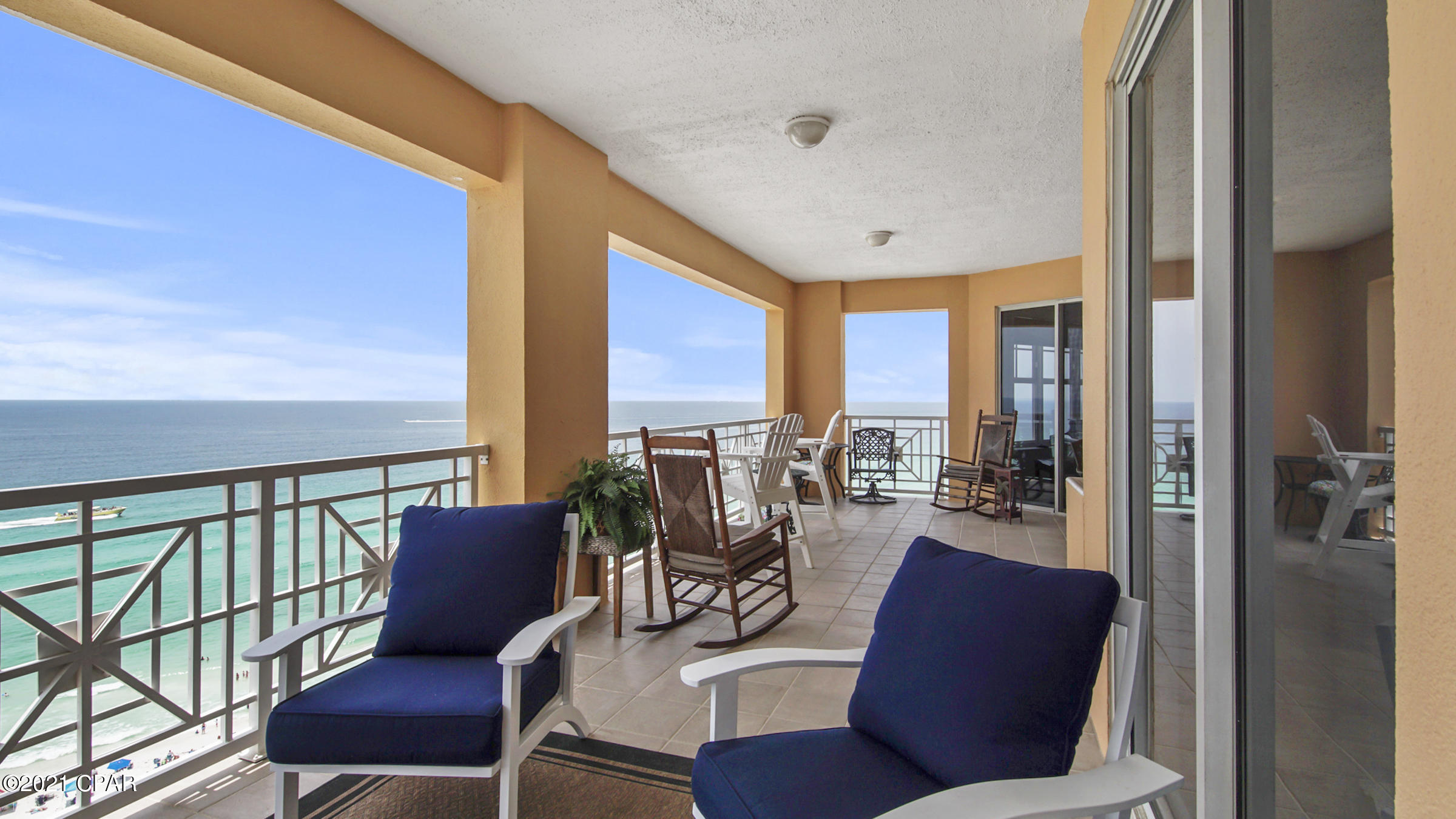 En Soleil Condo - Residential