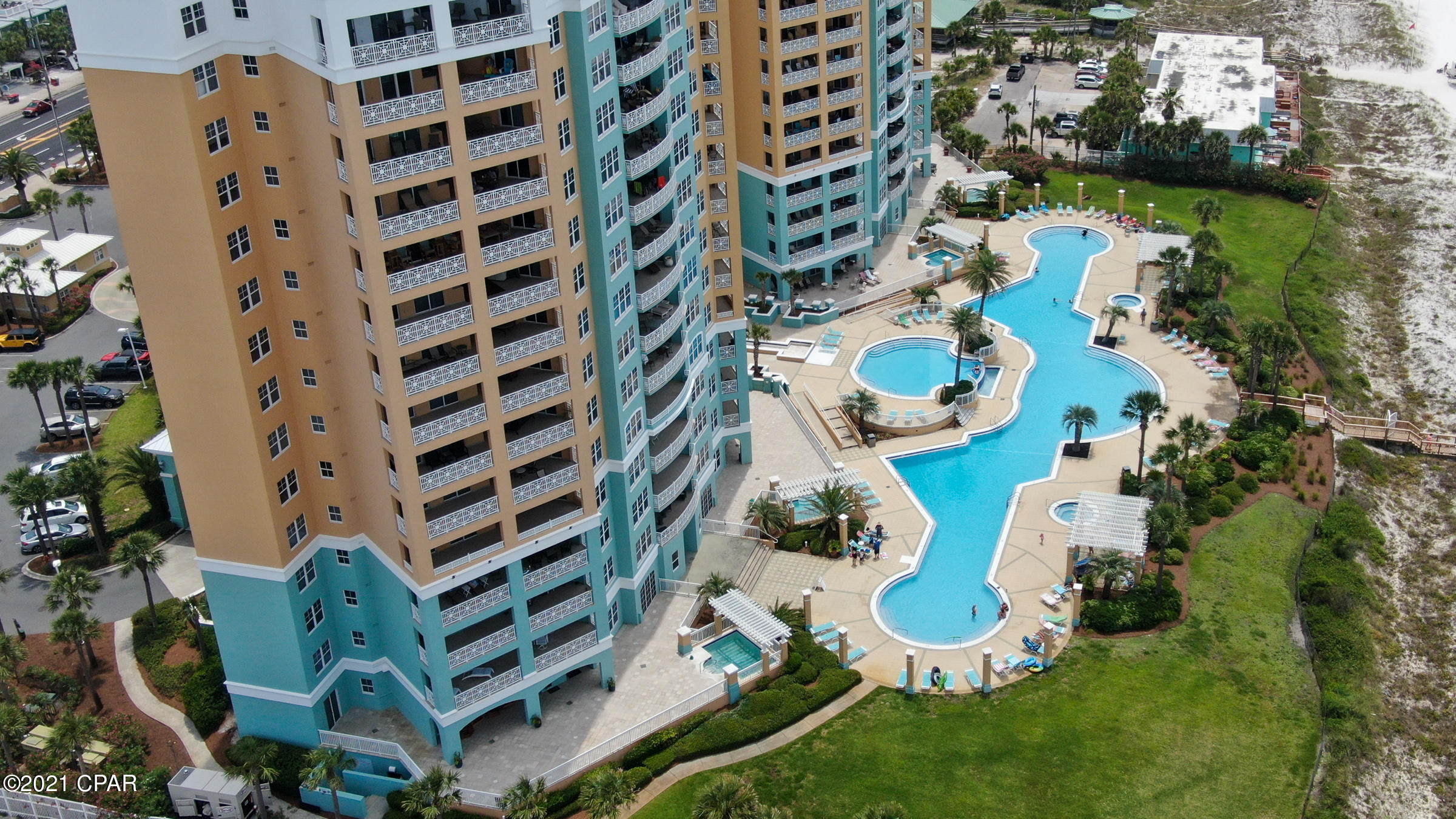 En Soleil Condo - Residential