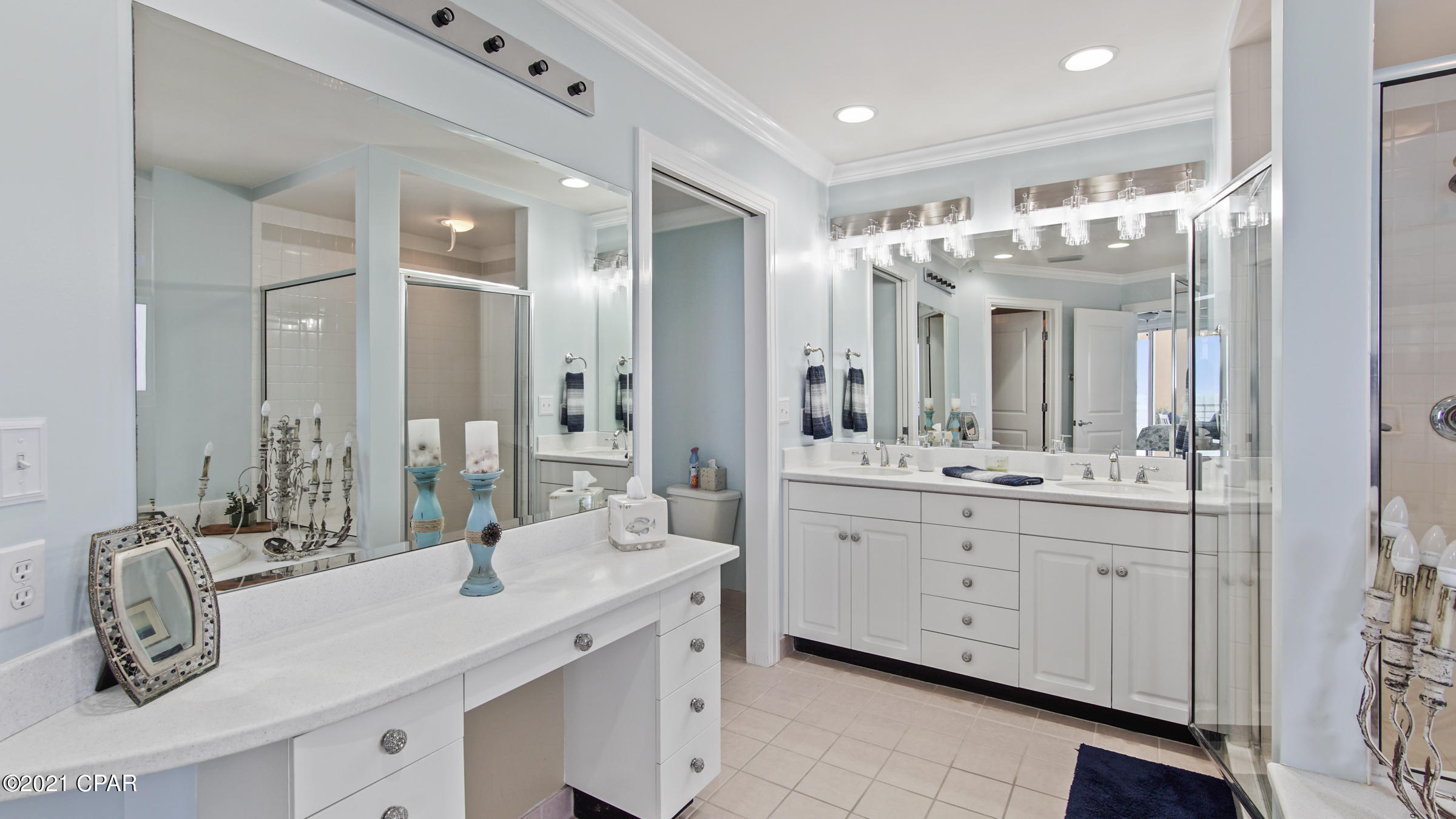 En Soleil Condo - Residential