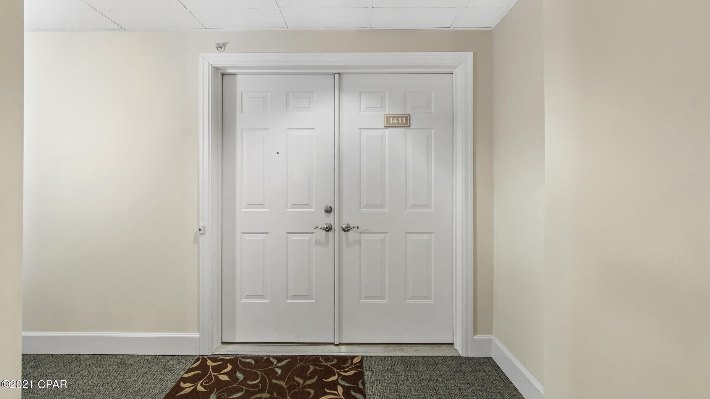 En Soleil Condo - Residential