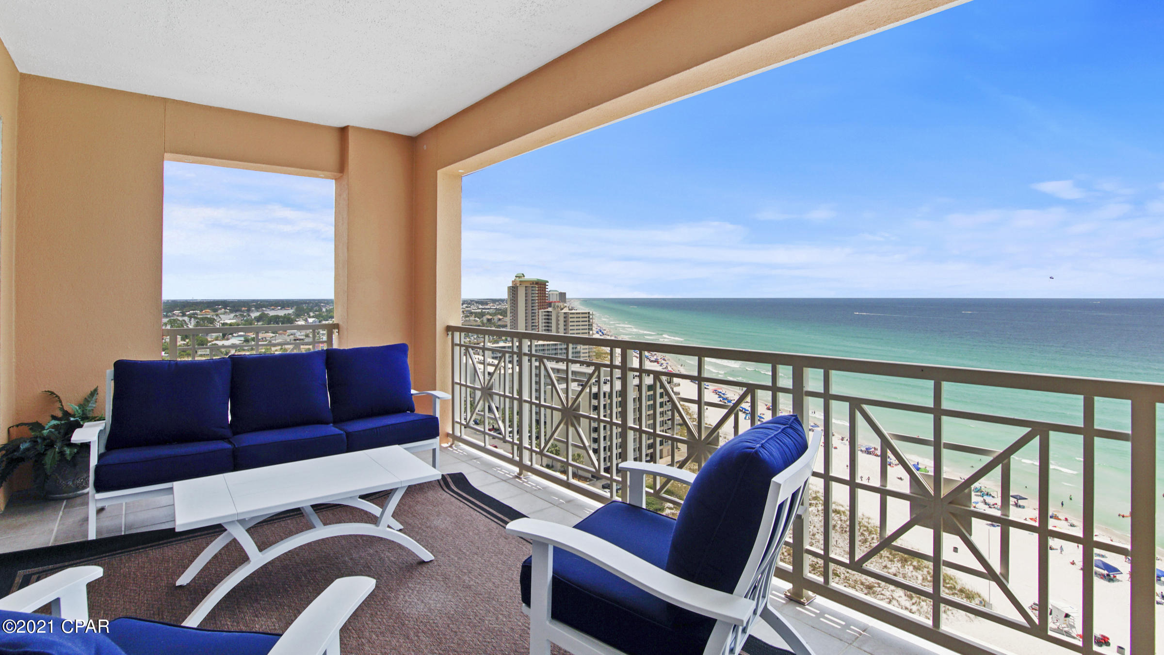 En Soleil Condo - Residential