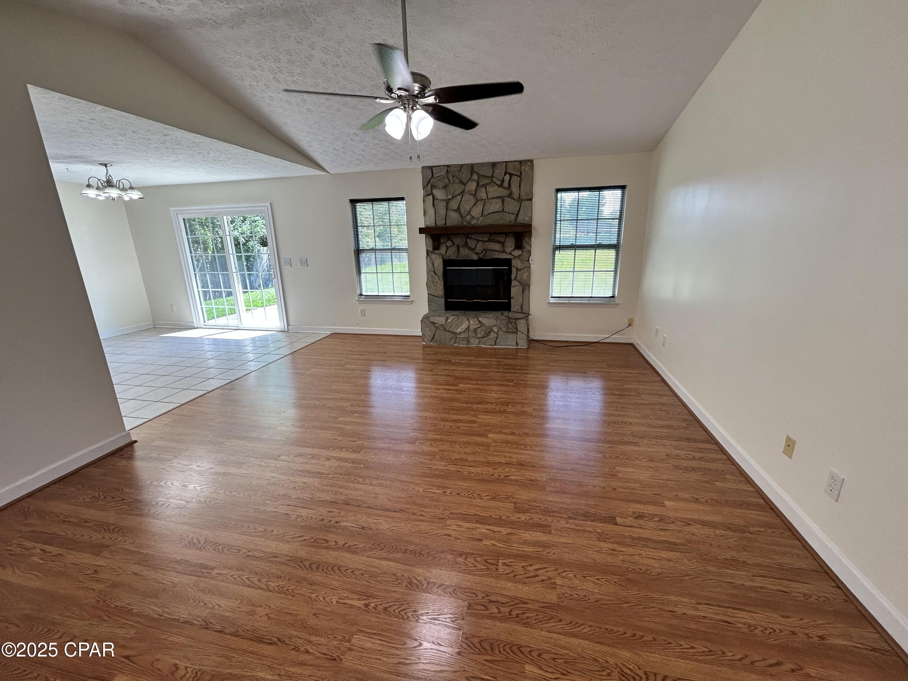 [No Recorded Subdiv] - Residential Lease