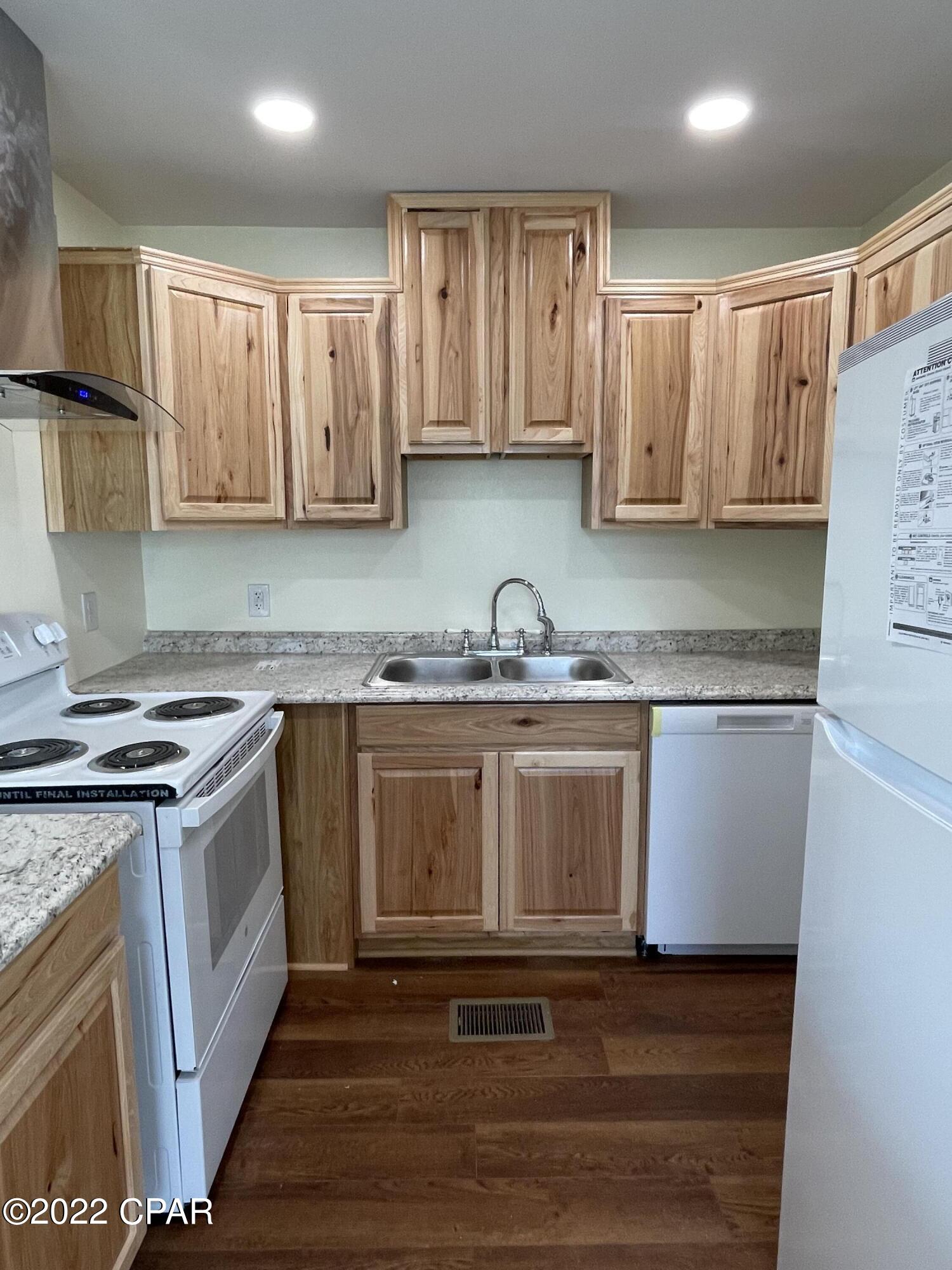 [No Recorded Subdiv] - Residential