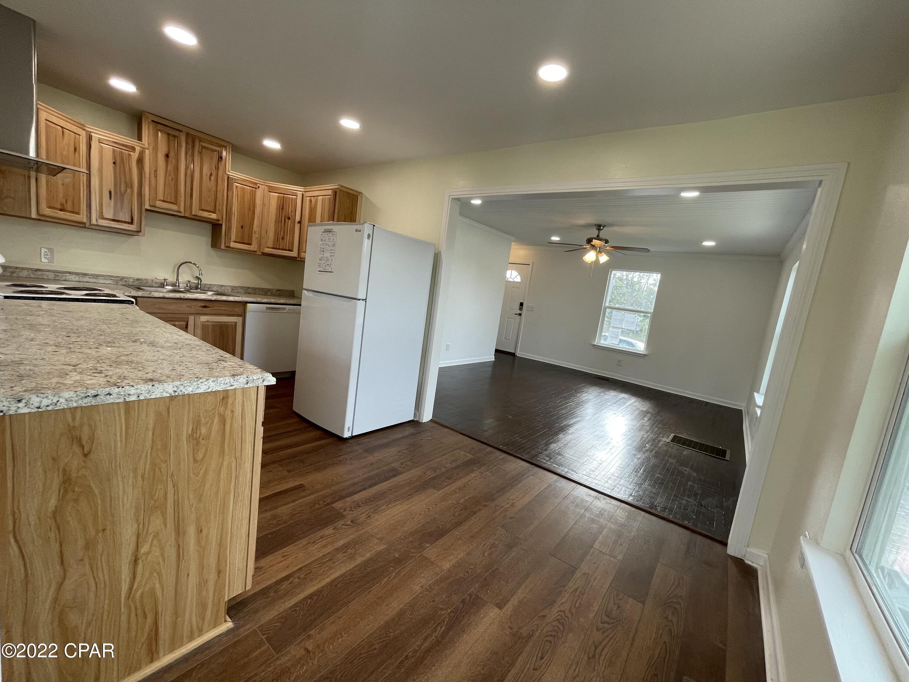 [No Recorded Subdiv] - Residential