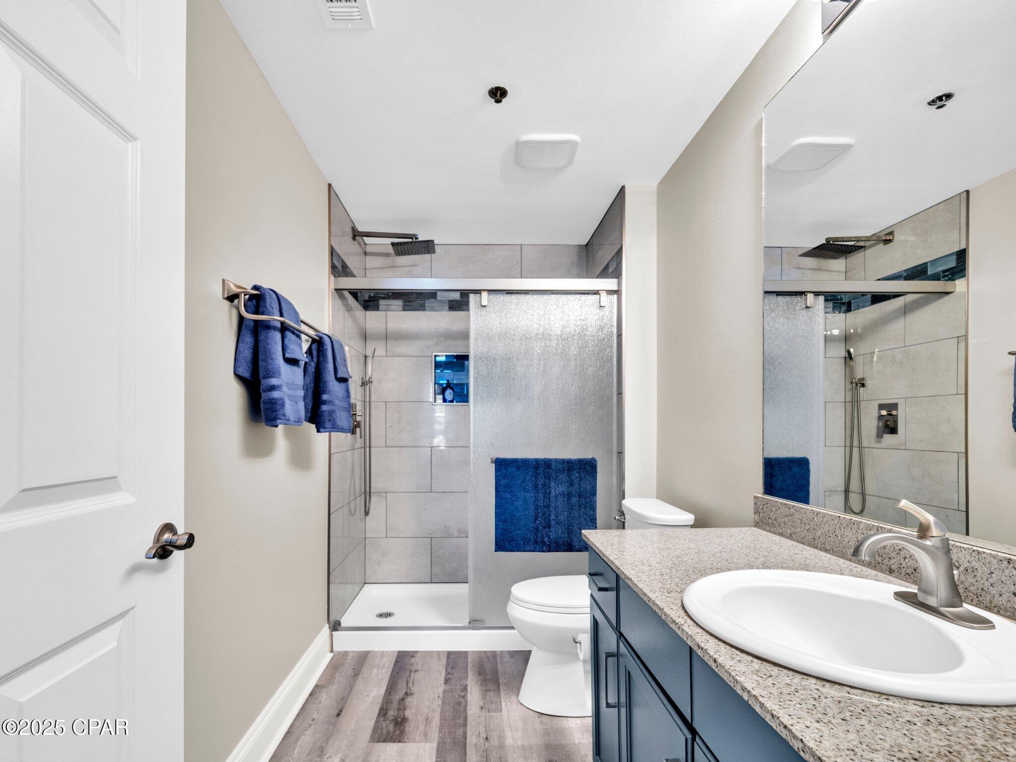 Laketown Wharf - Residential