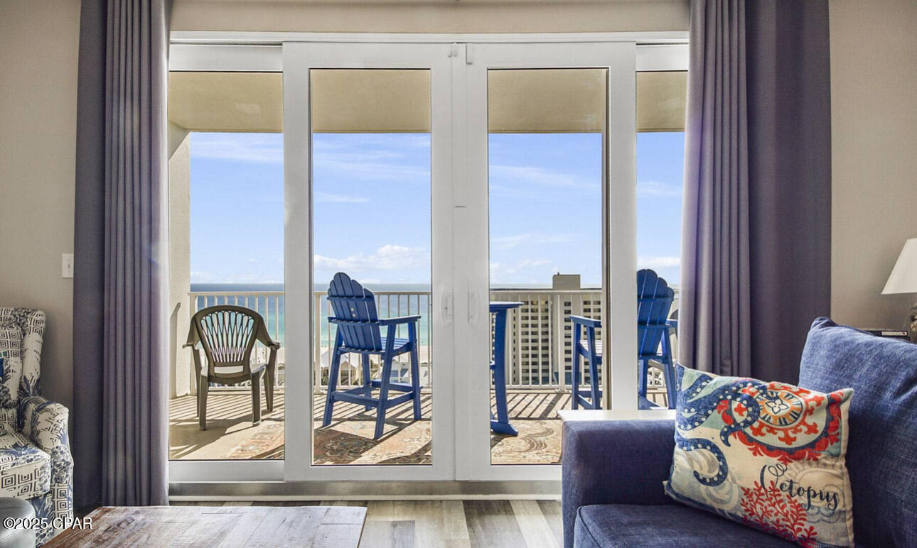 Laketown Wharf - Residential