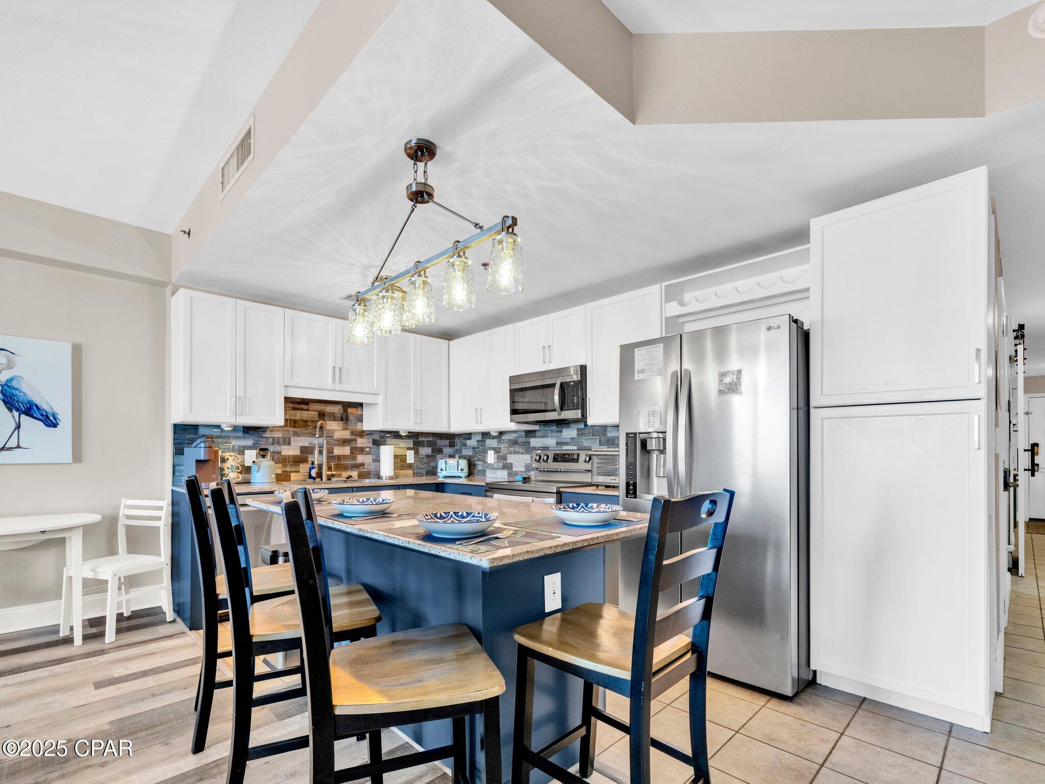 Laketown Wharf - Residential