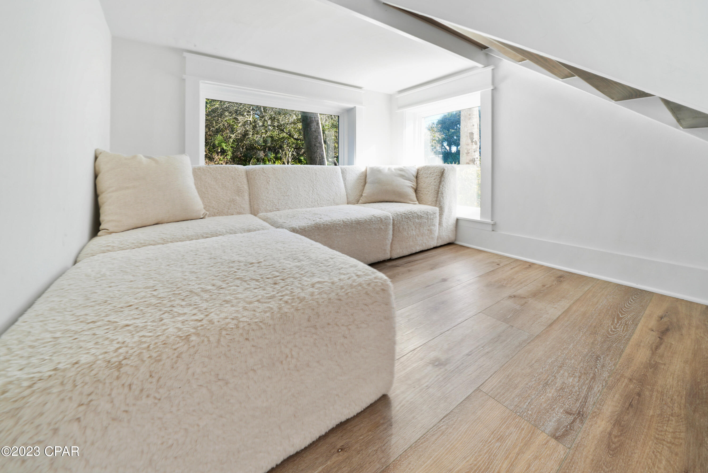 Blue Mountain Beach - Residential