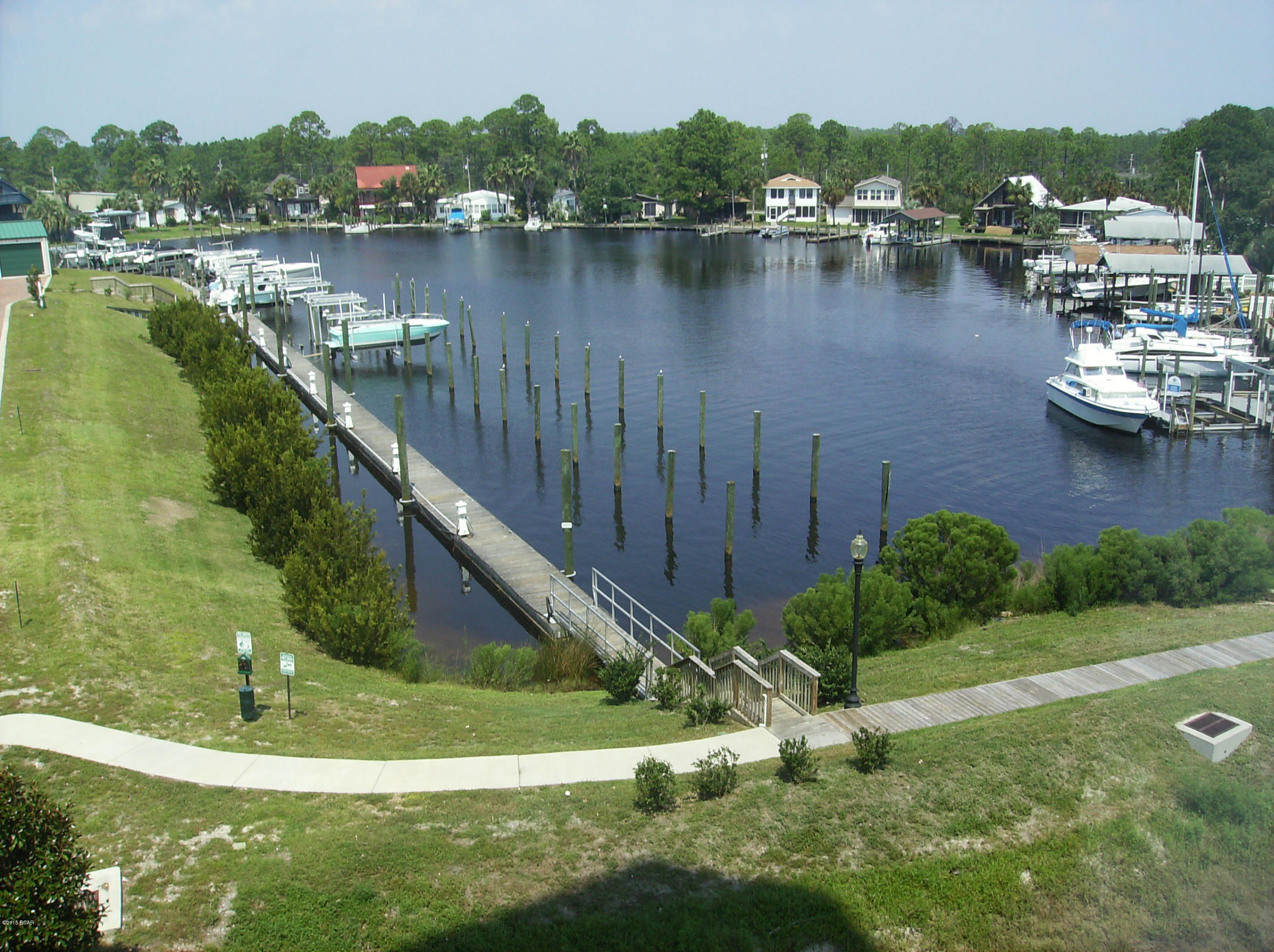 Hibiscus By The Bay - Residential
