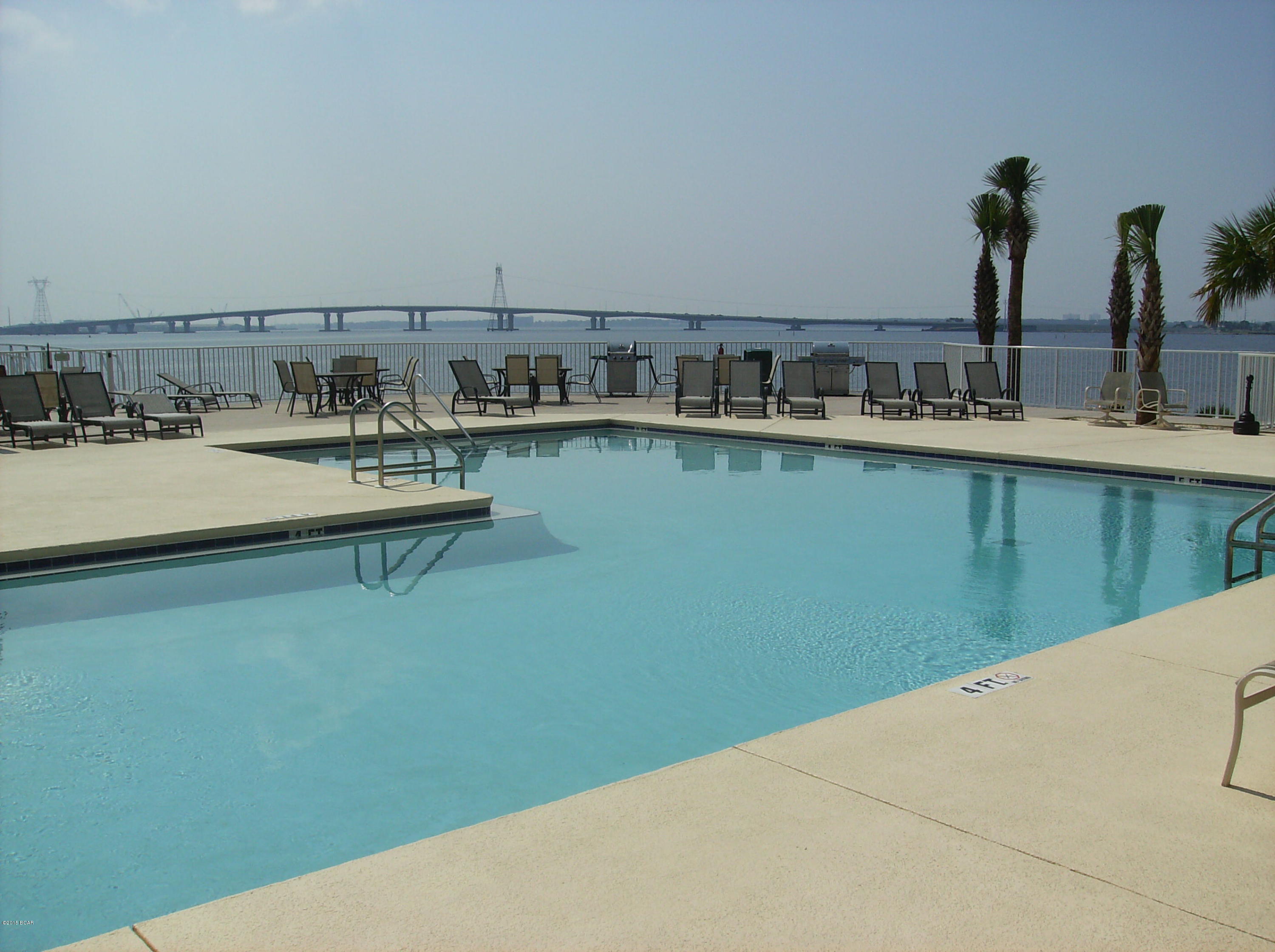 Hibiscus By The Bay - Residential