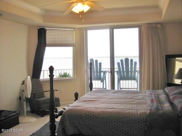 Hibiscus By The Bay - Residential