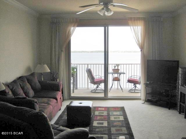 Hibiscus By The Bay - Residential