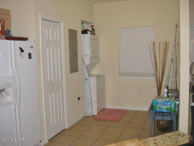 Hibiscus By The Bay - Residential