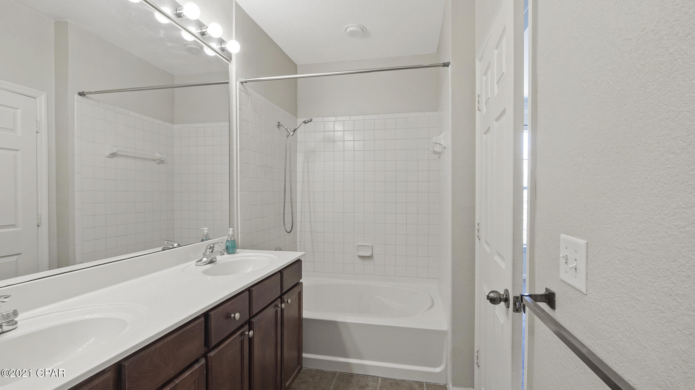 Baldwin Rowe - Residential