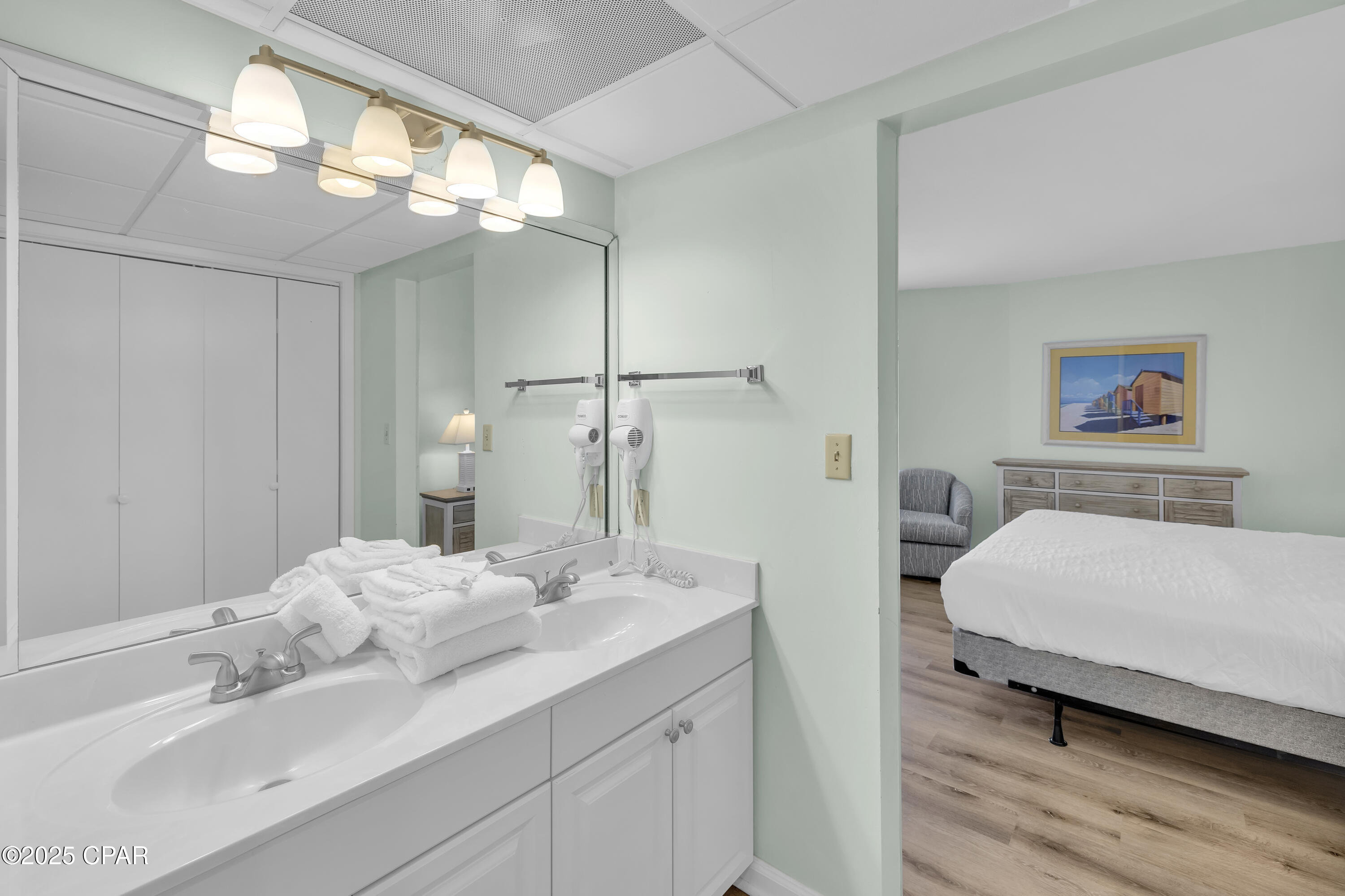 Edgewater Tower III - Residential