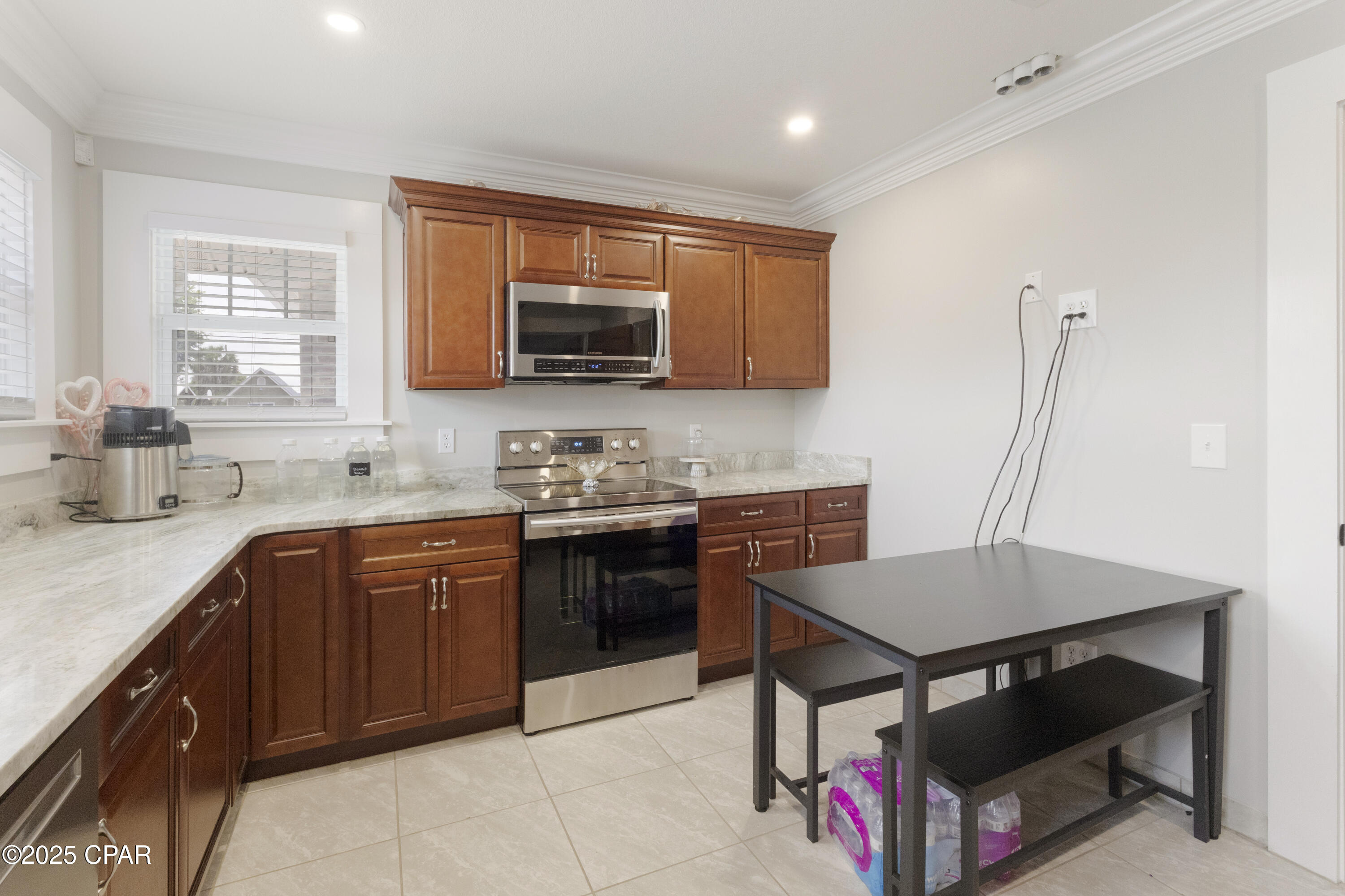 [No Recorded Subdiv] - Commercial Sale