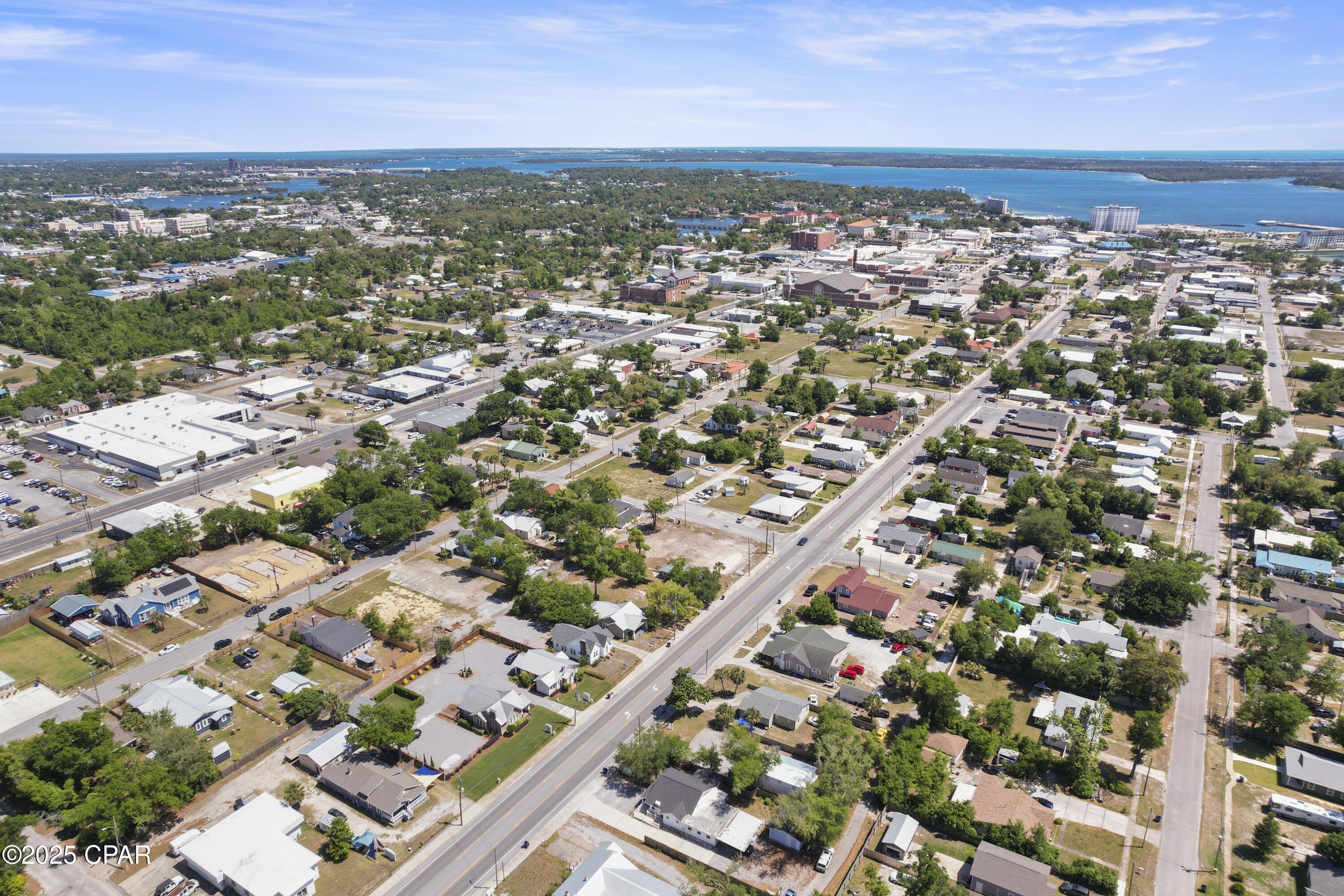 [No Recorded Subdiv] - Commercial Sale