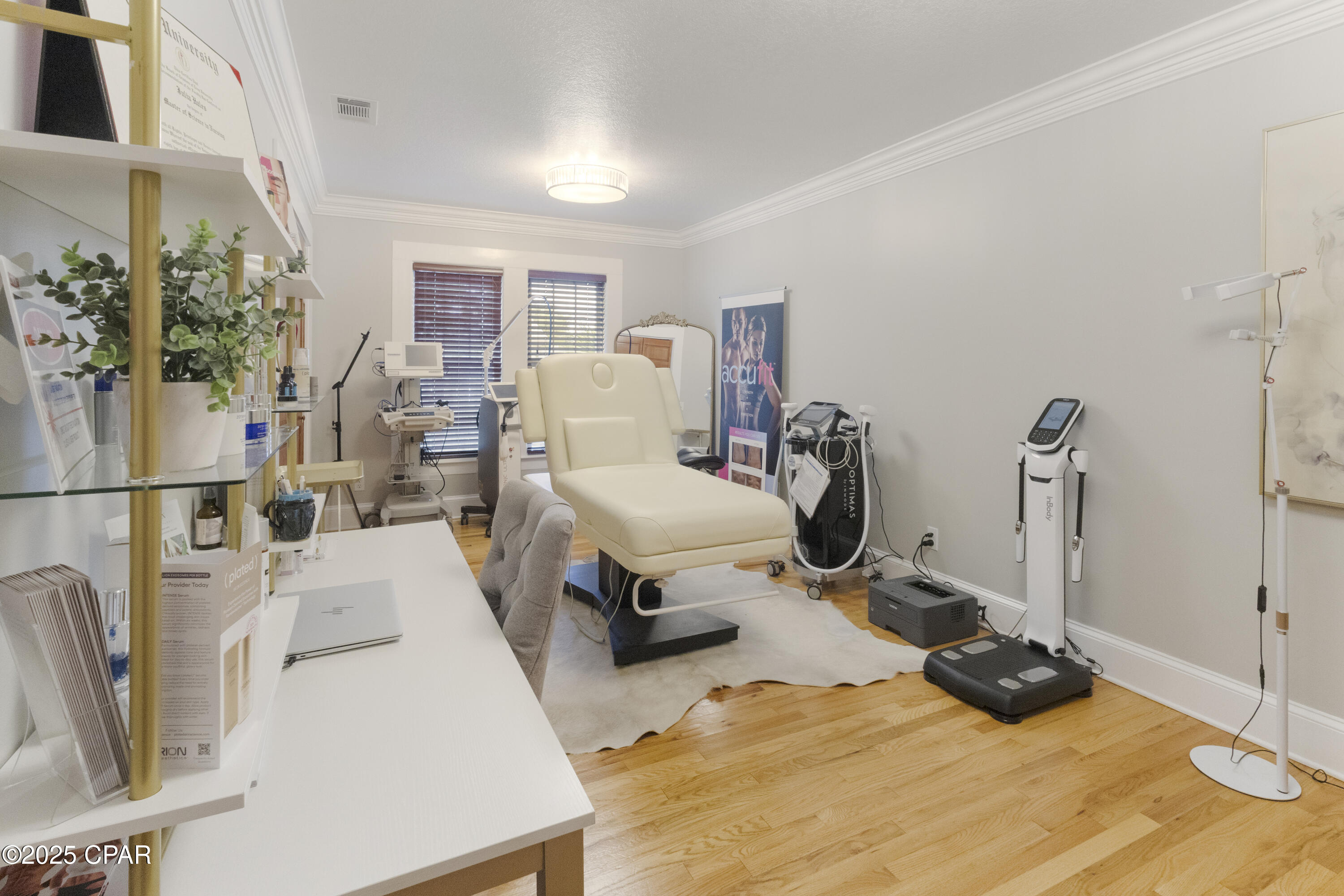 [No Recorded Subdiv] - Commercial Sale