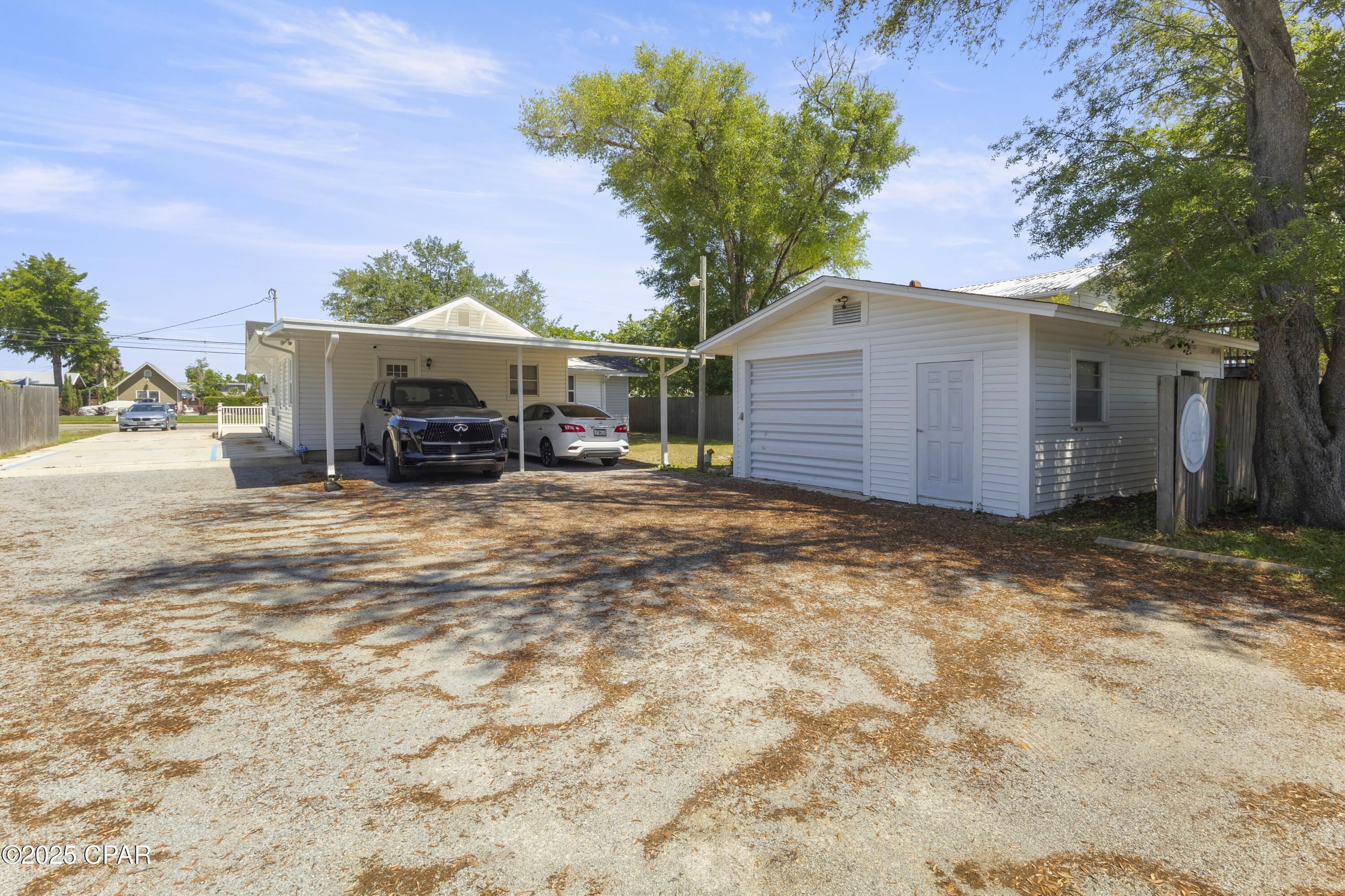 [No Recorded Subdiv] - Commercial Sale