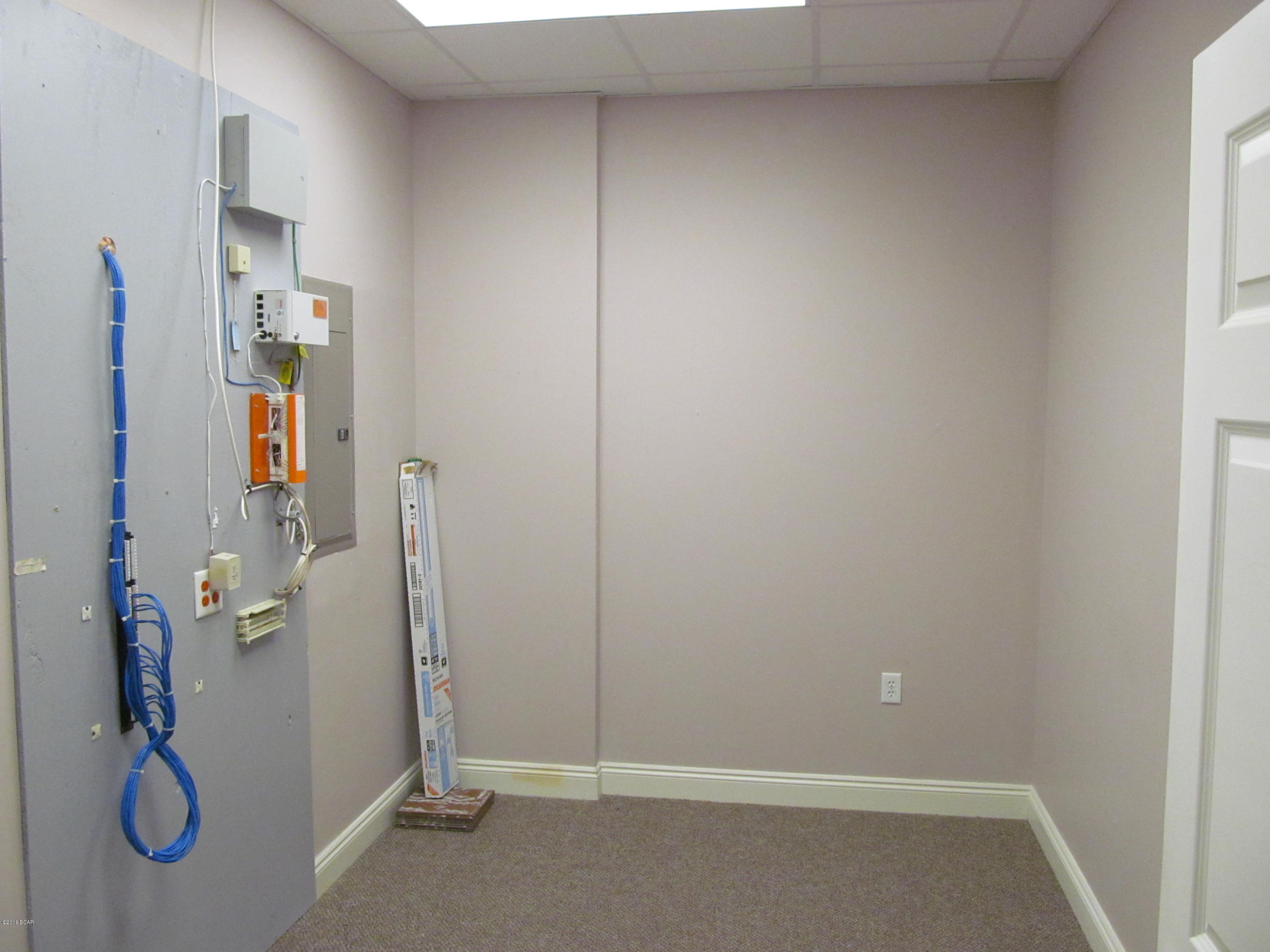 No Named Subdivision - Commercial Lease