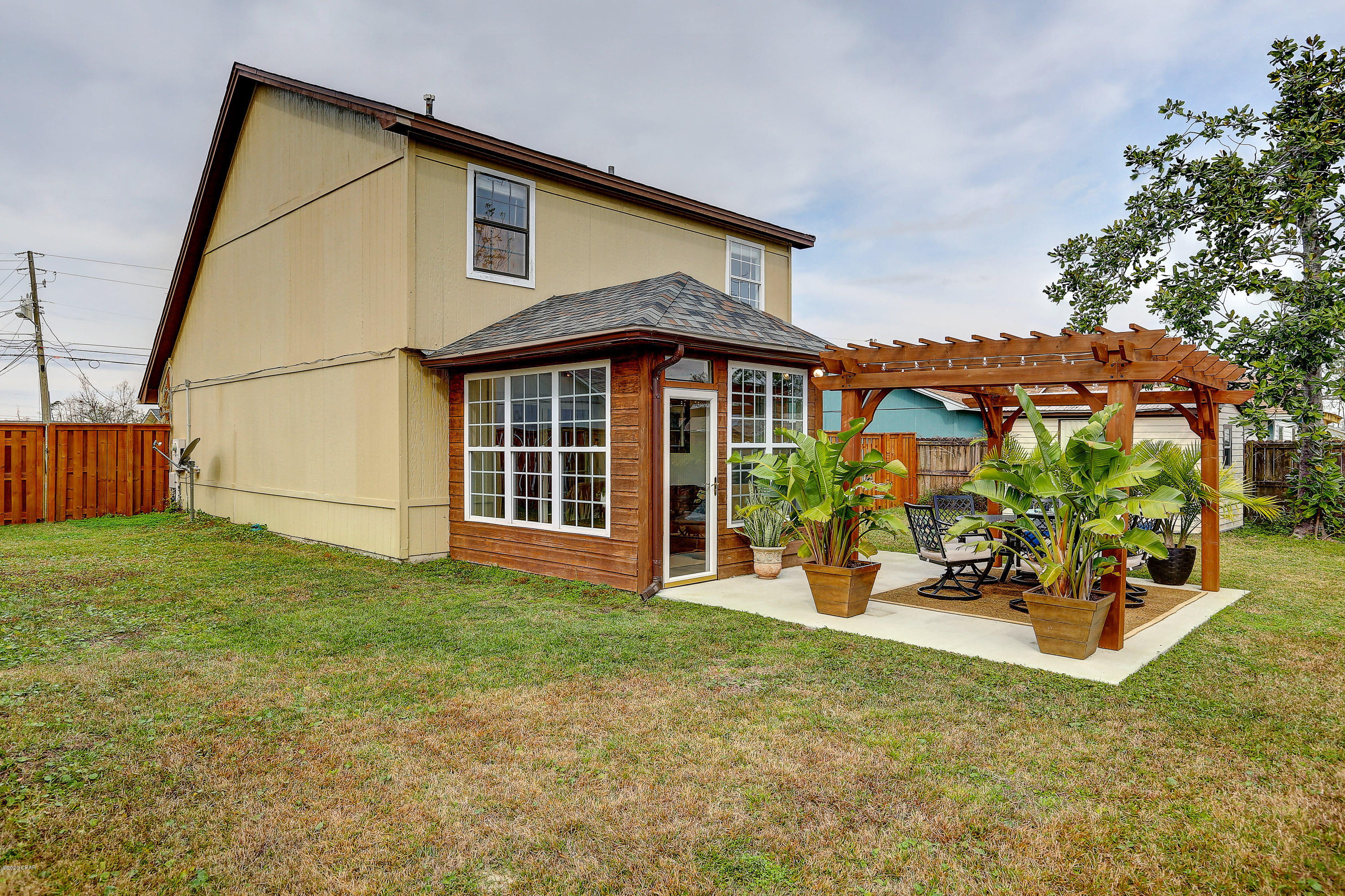 Fmw's Del Add To Lynn Haven - Residential