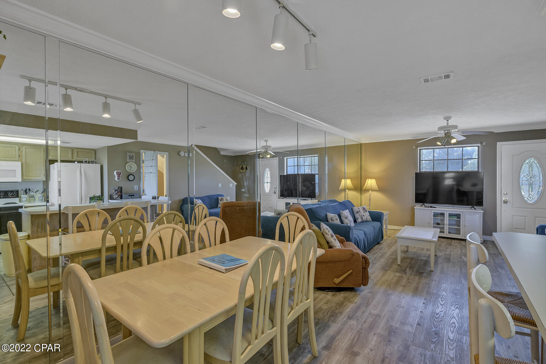 Harbour Towne - Residential