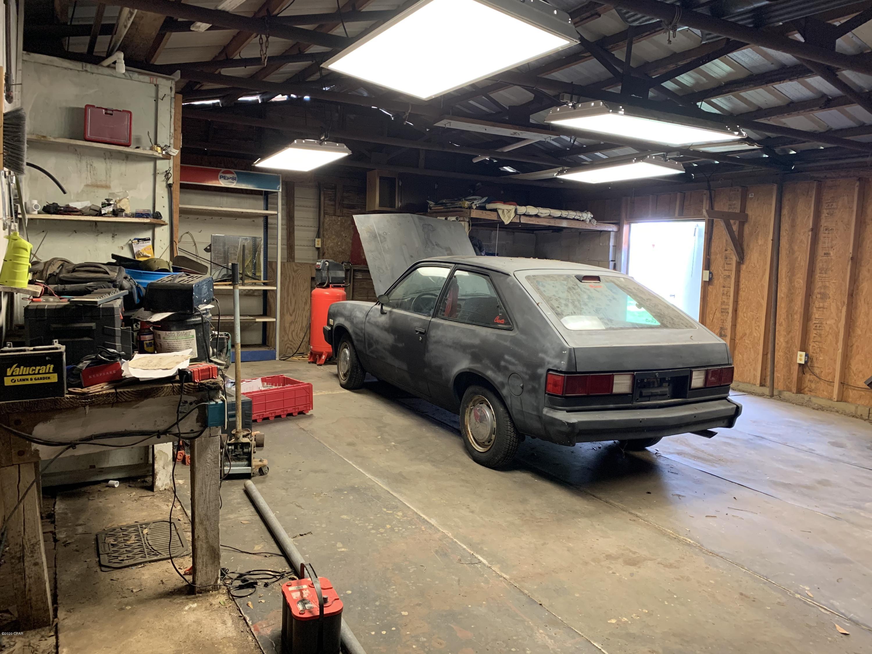 [No Recorded Subdiv] - Residential