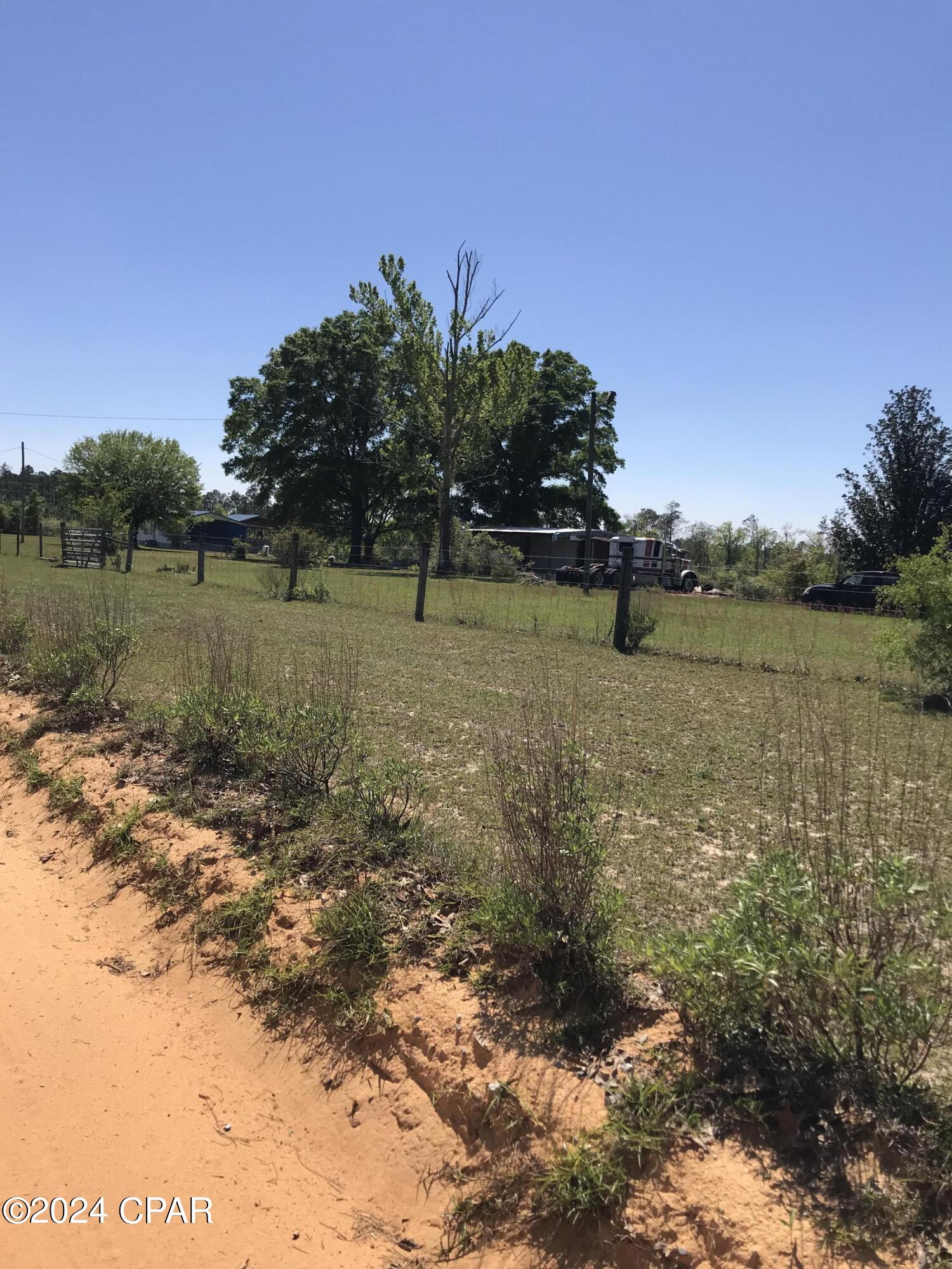 [No Recorded Subdiv] - Land