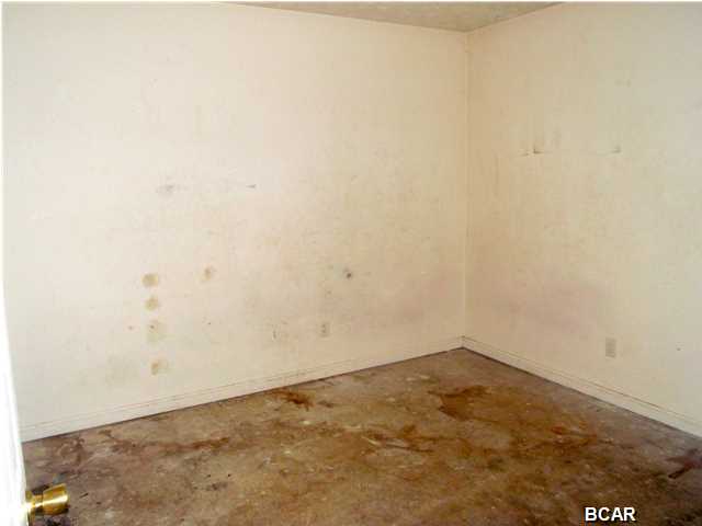 Louis Tract - Residential