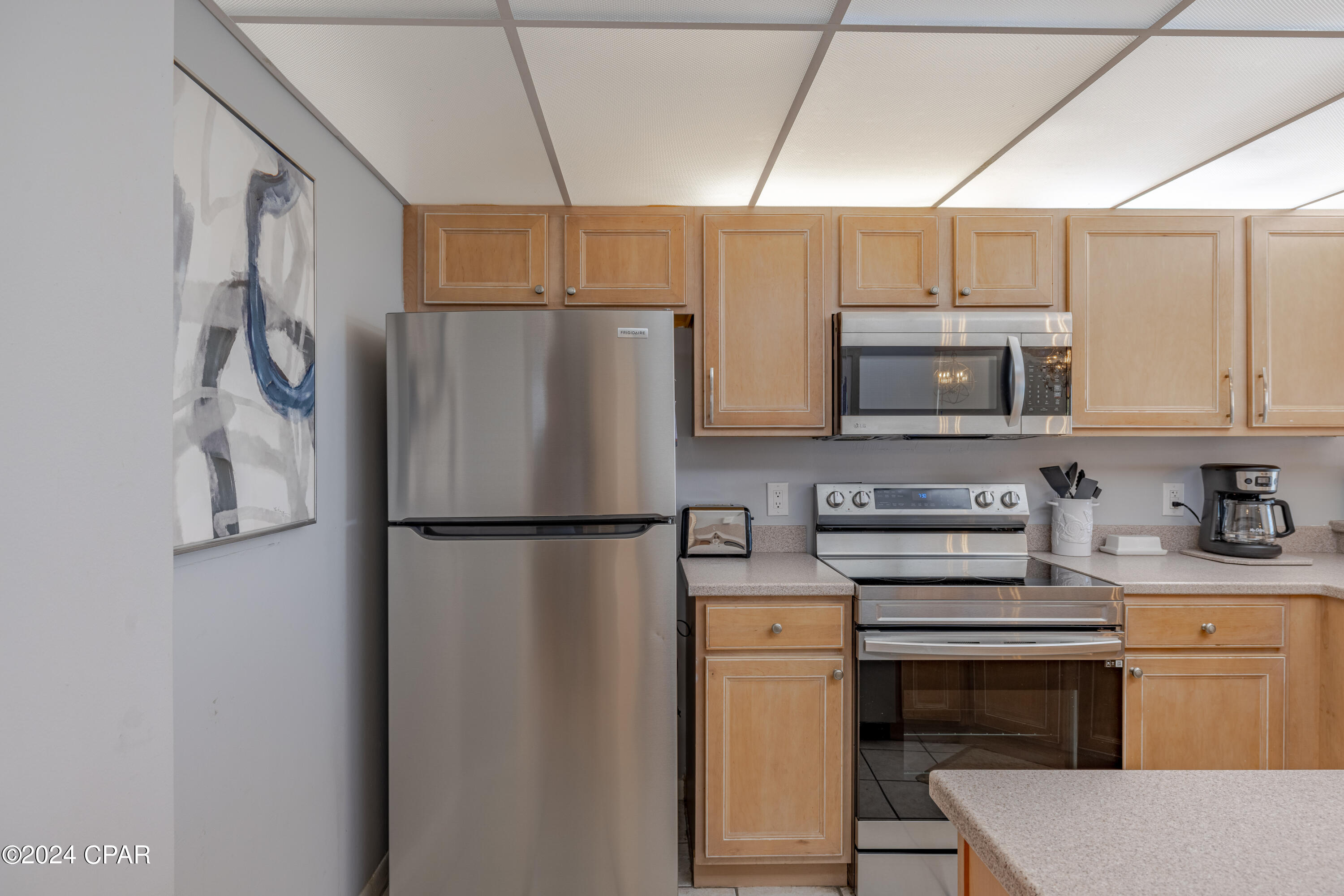 Summerhouse Condo. - Residential