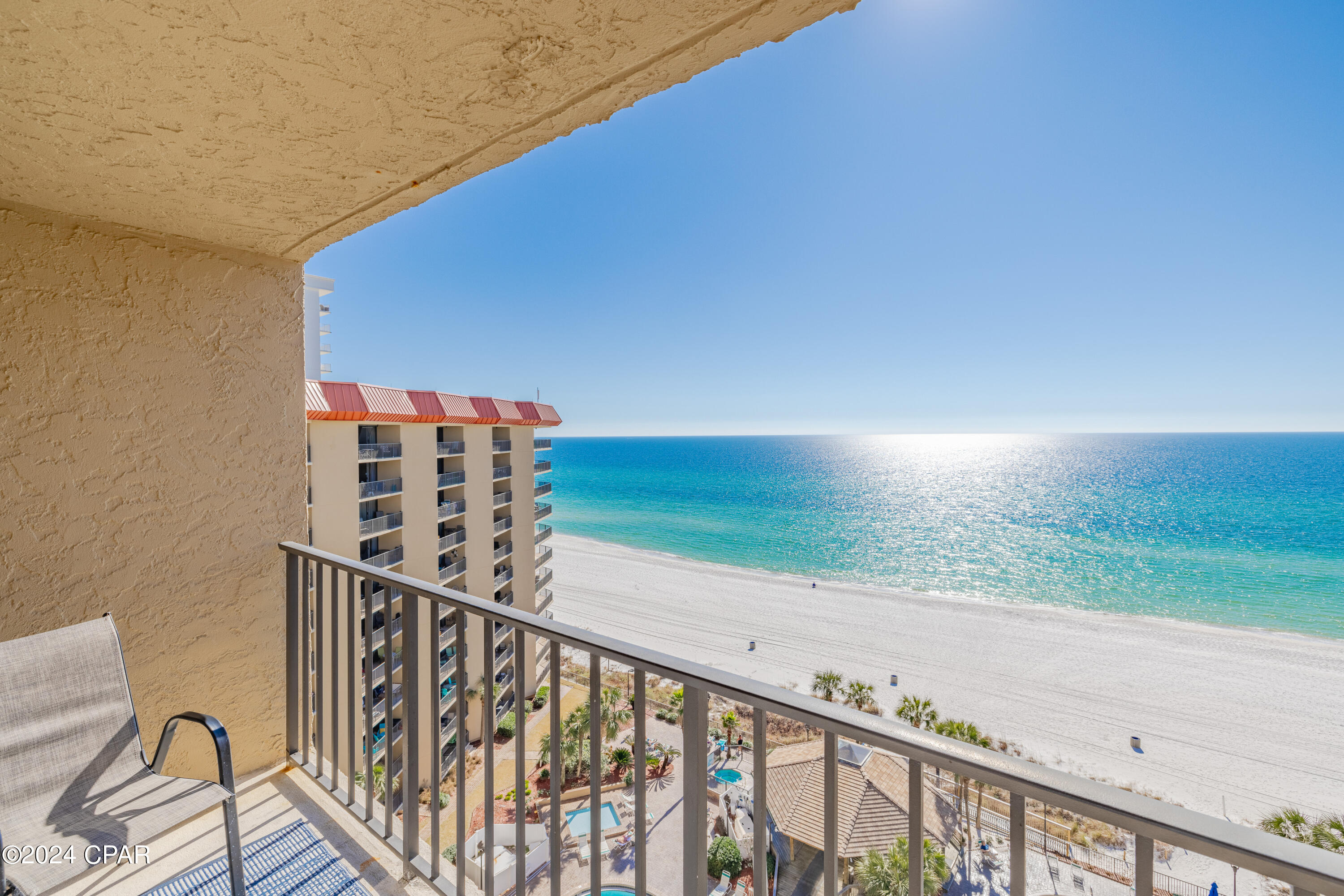 Summerhouse Condo. - Residential