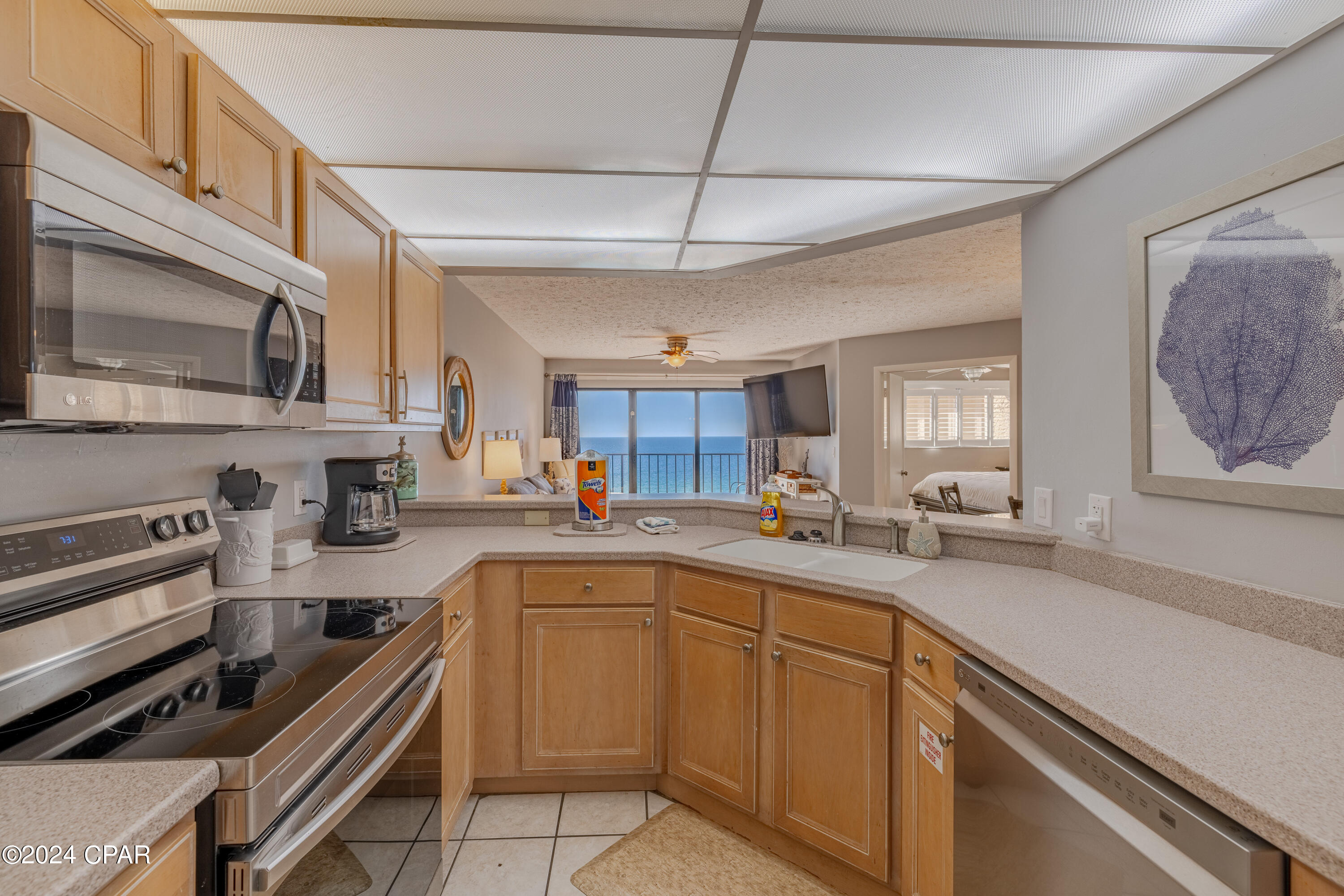 Summerhouse Condo. - Residential