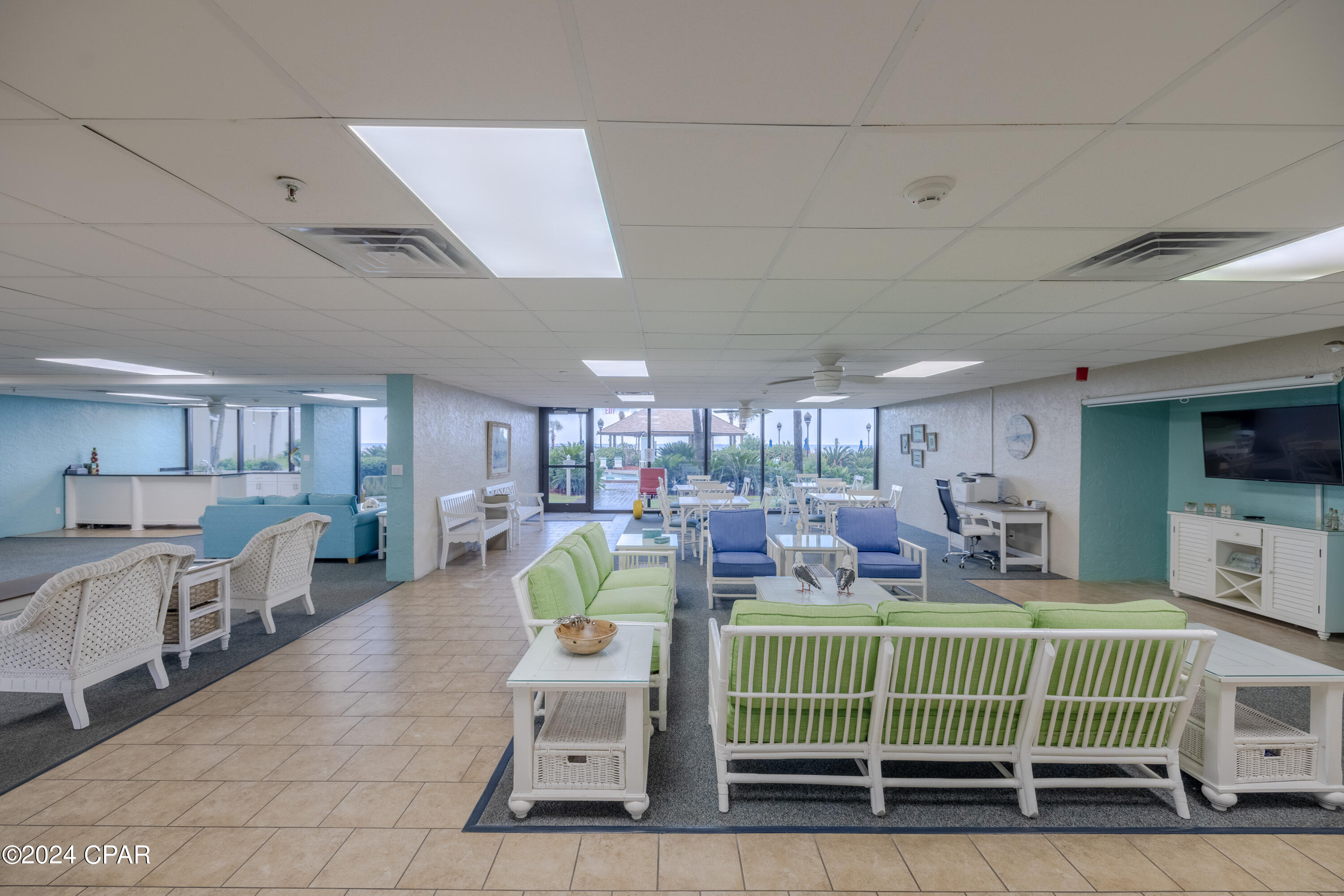 Summerhouse Condo. - Residential