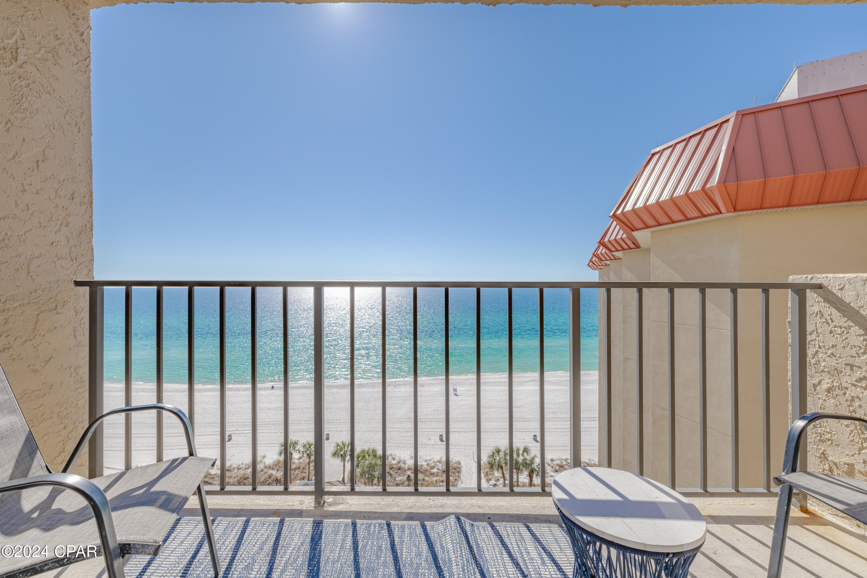 Summerhouse Condo. - Residential