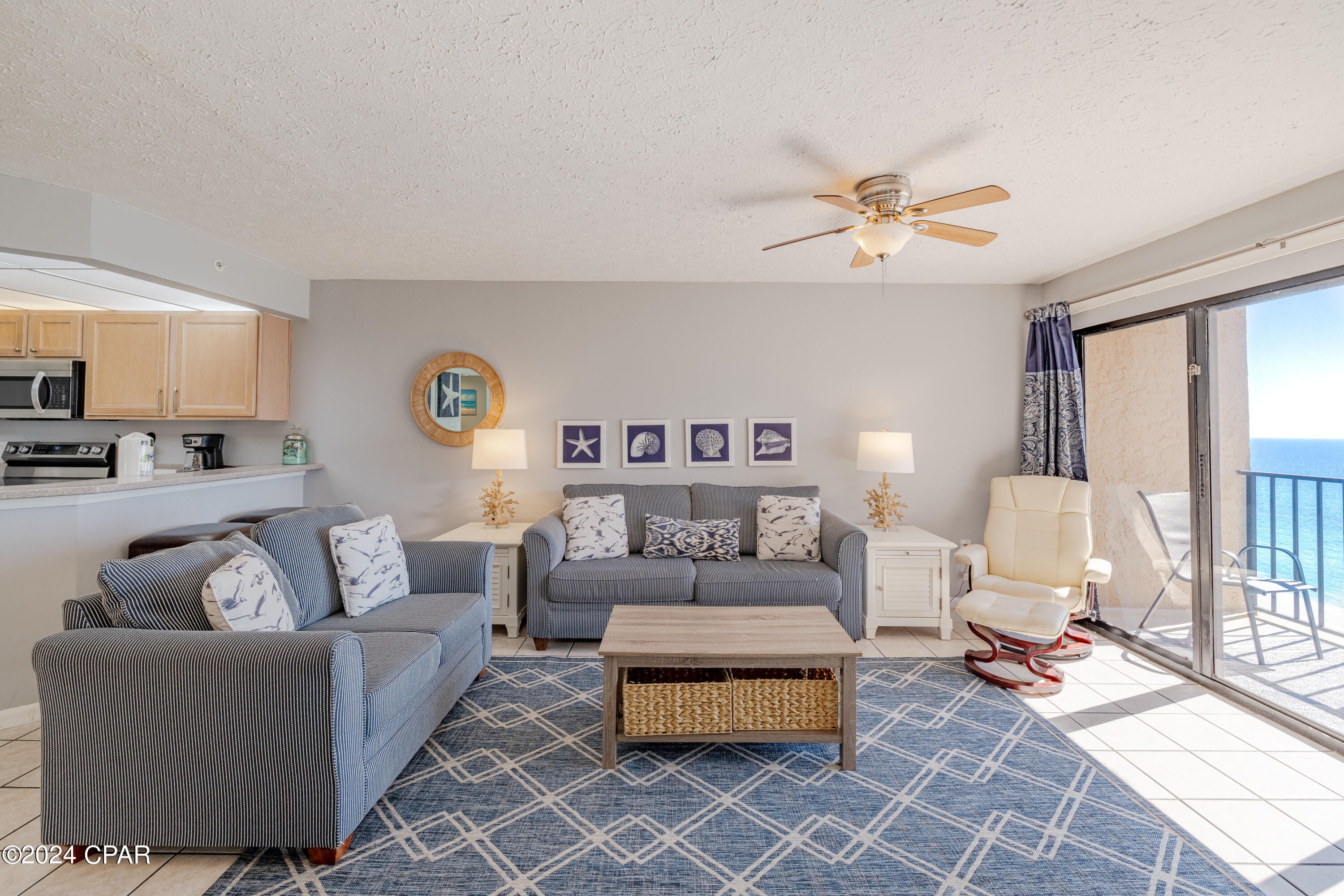 Summerhouse Condo. - Residential