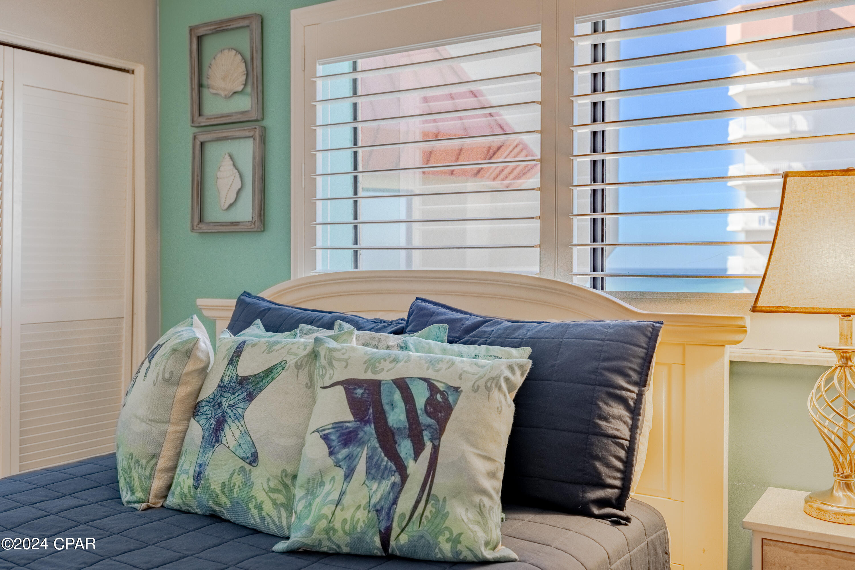 Summerhouse Condo. - Residential