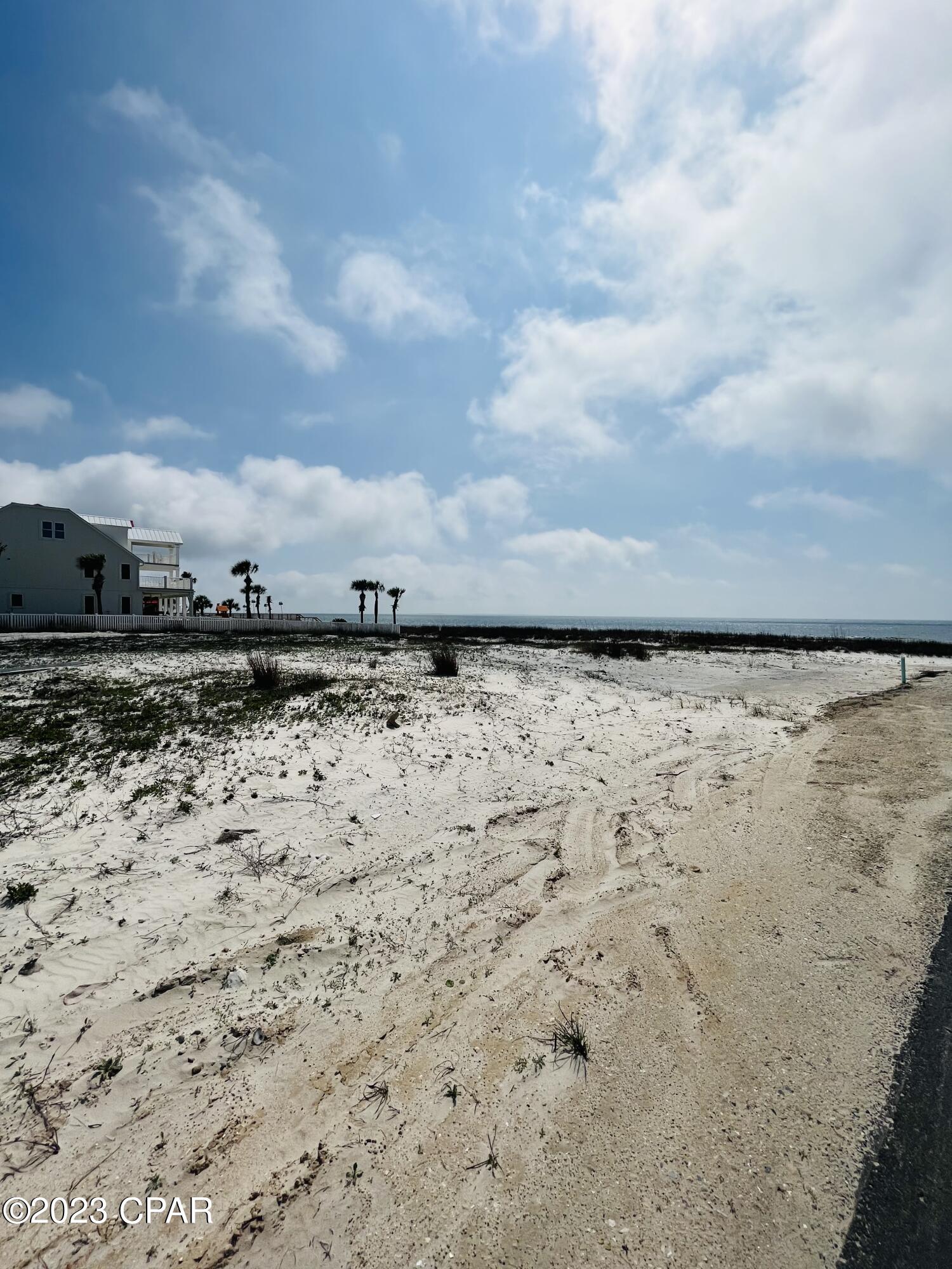 [No Recorded Subdiv] - Land